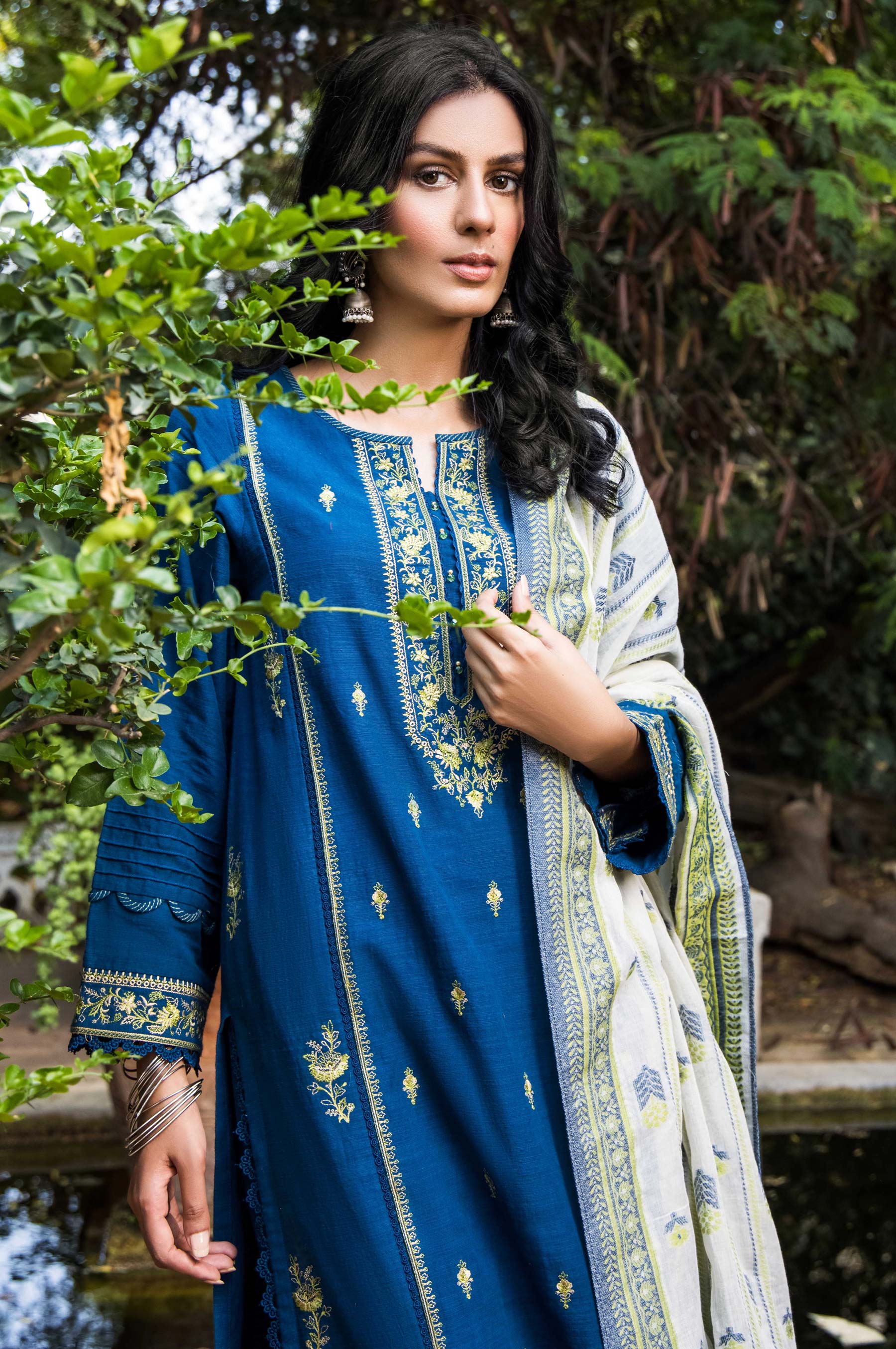 Stitched 3 Piece Embroidered Khaddar with Jacquard Suit - Image 4