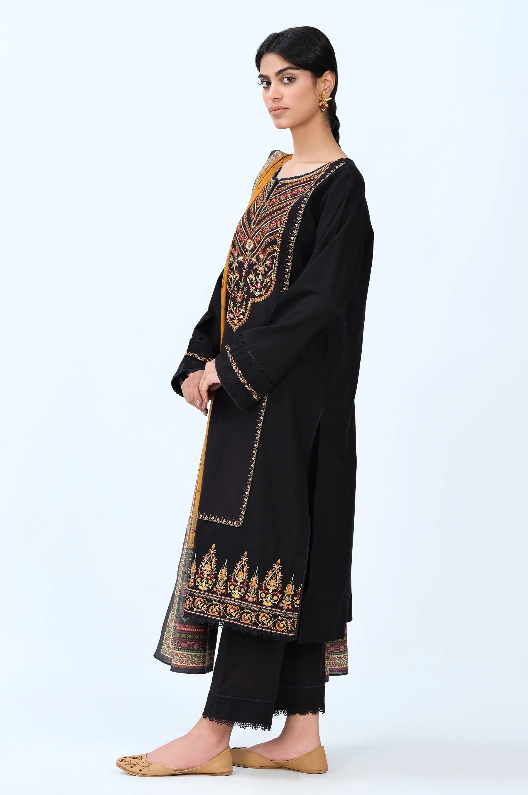 Stitched 3 Piece Embroidered Khaddar Suit - Image 4