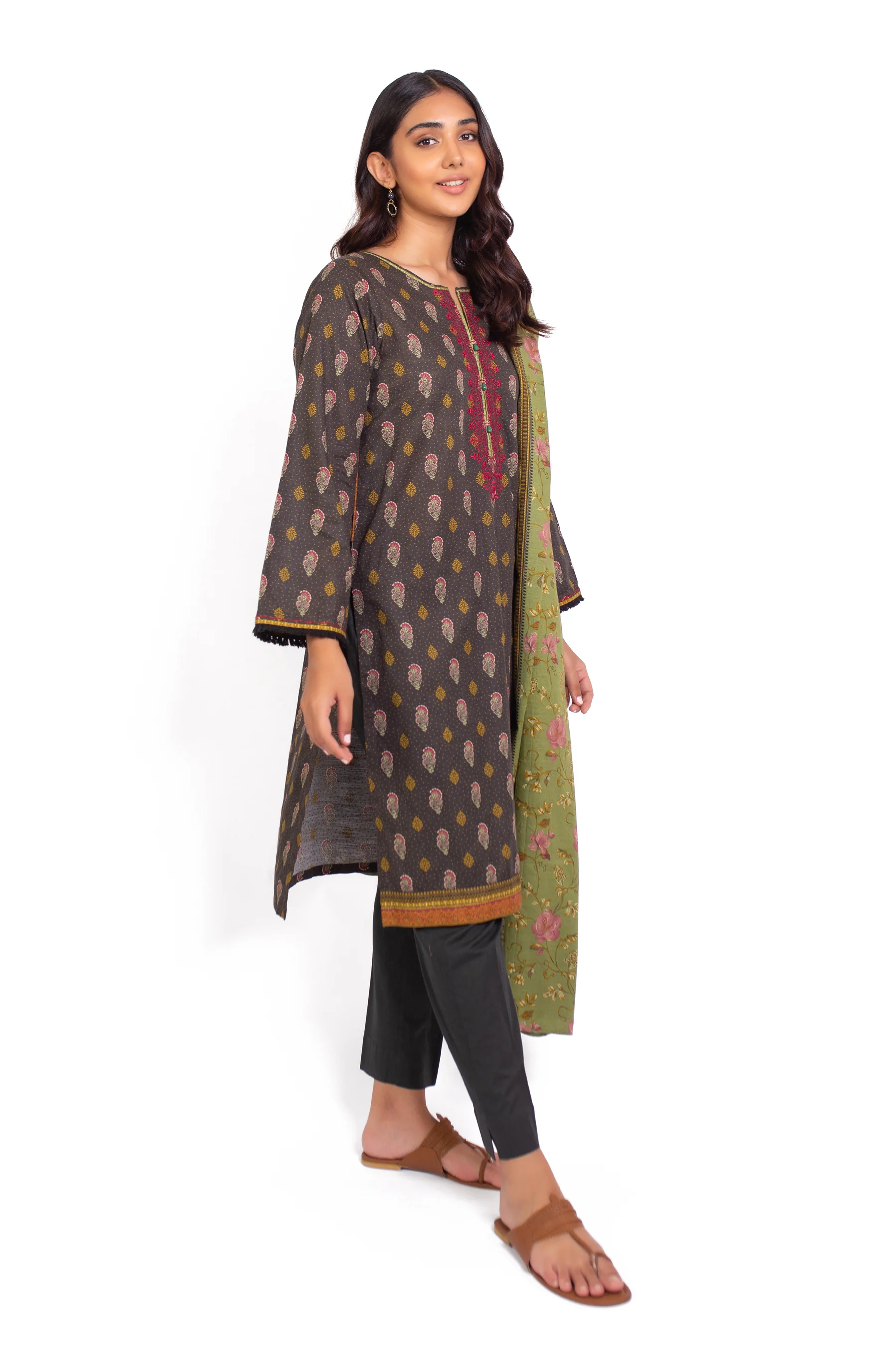 Stitched 3 Piece Embroidered Khaddar Suit - Image 2