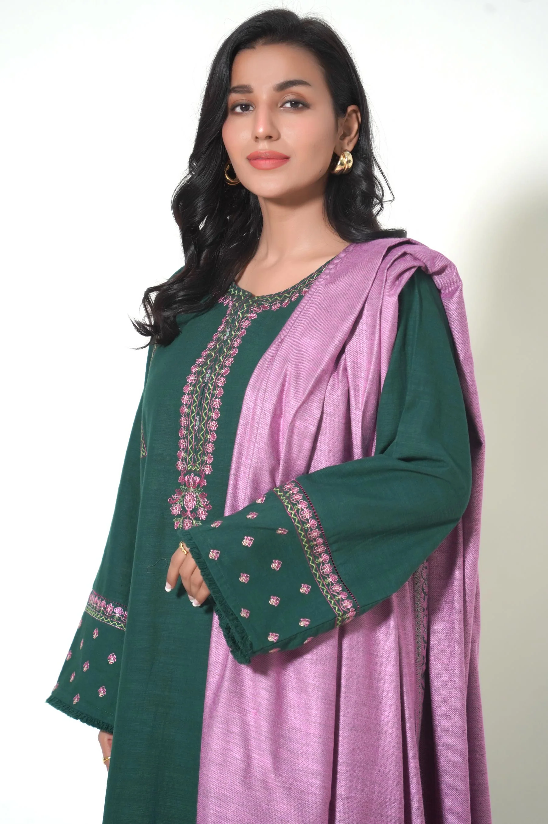 Stitched 3 Piece Embroidered Khaddar Suit - Image 4
