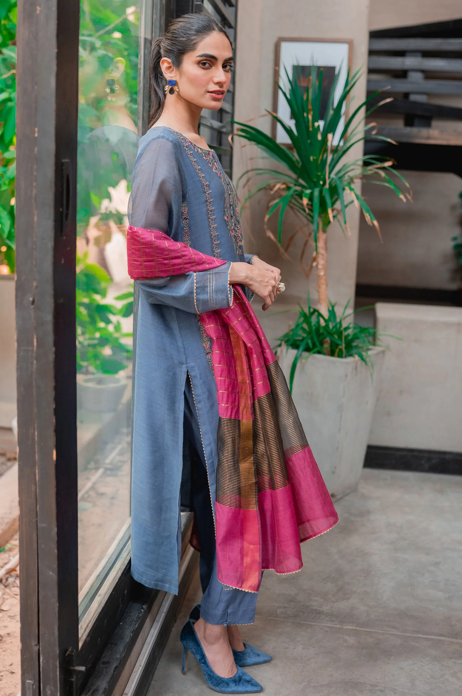 Stitched 3 Piece Khaddi Net Embroidered Suit - Image 4