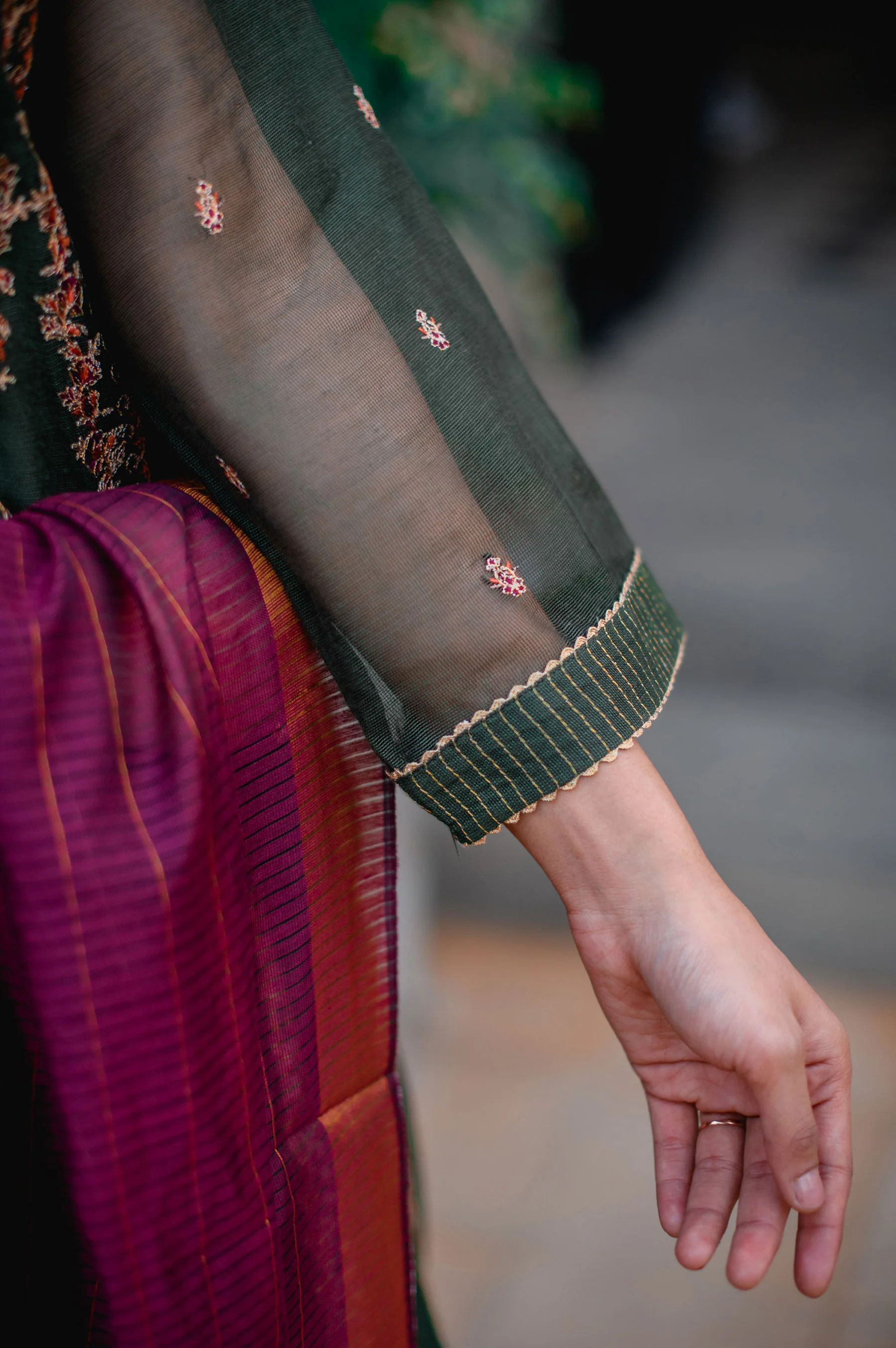 Stitched 3 Piece Khaddi Net Embroidered Suit - Image 4