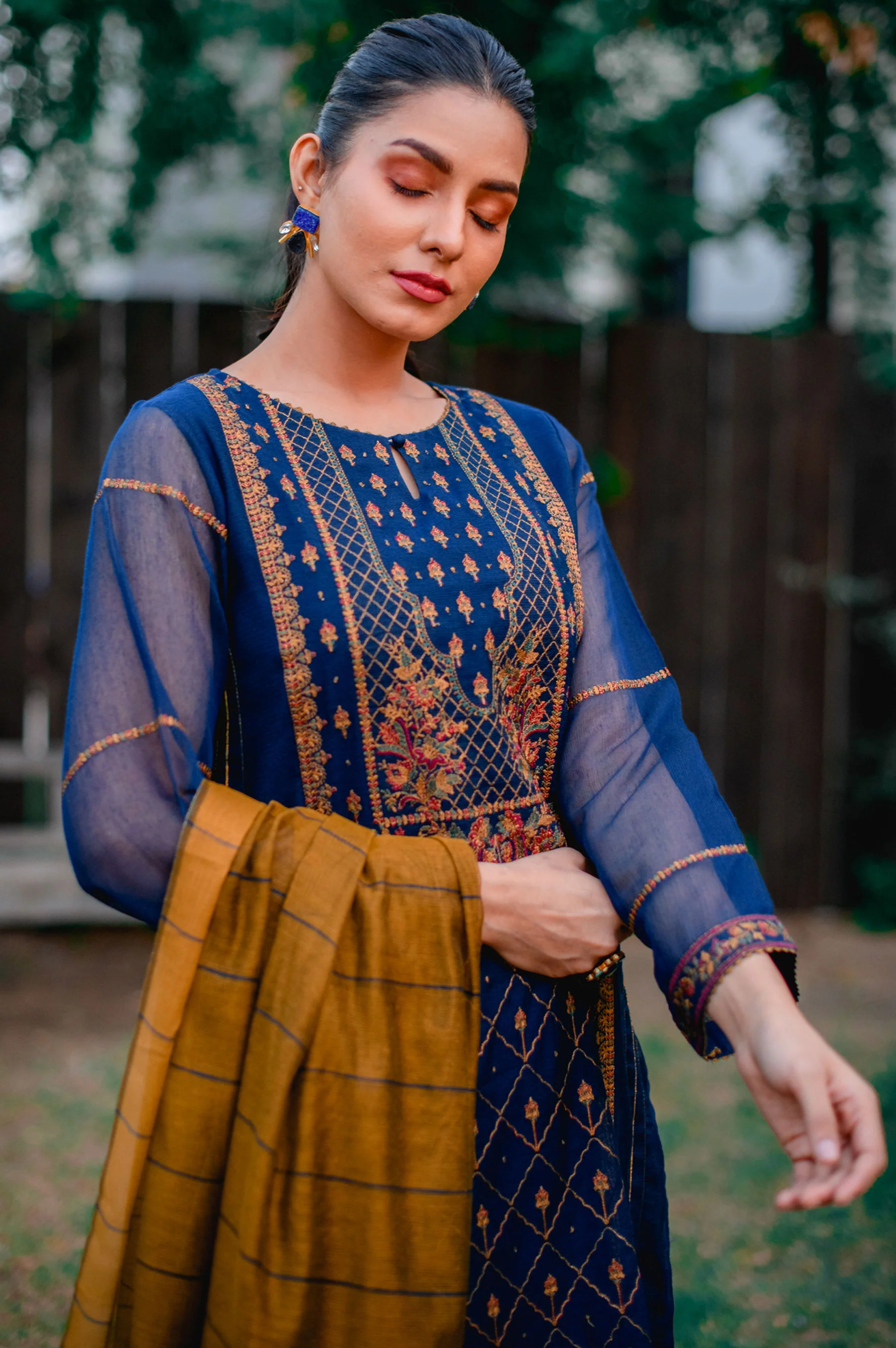 Stitched 3 Piece Khaddi Net Embroidered Suit - Image 2