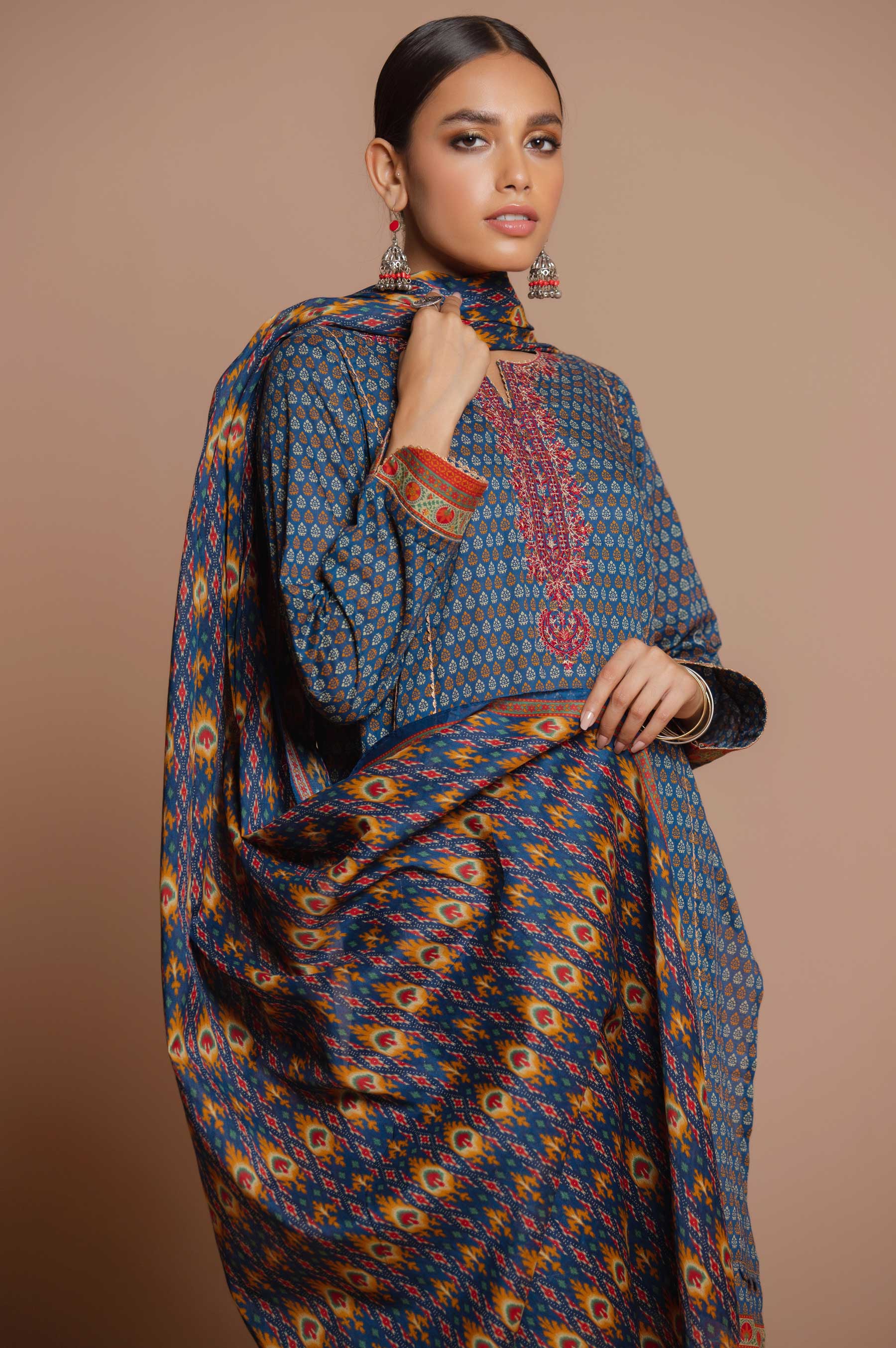 Stitched 3 Piece Embroidered Lawn Suit - Image 3