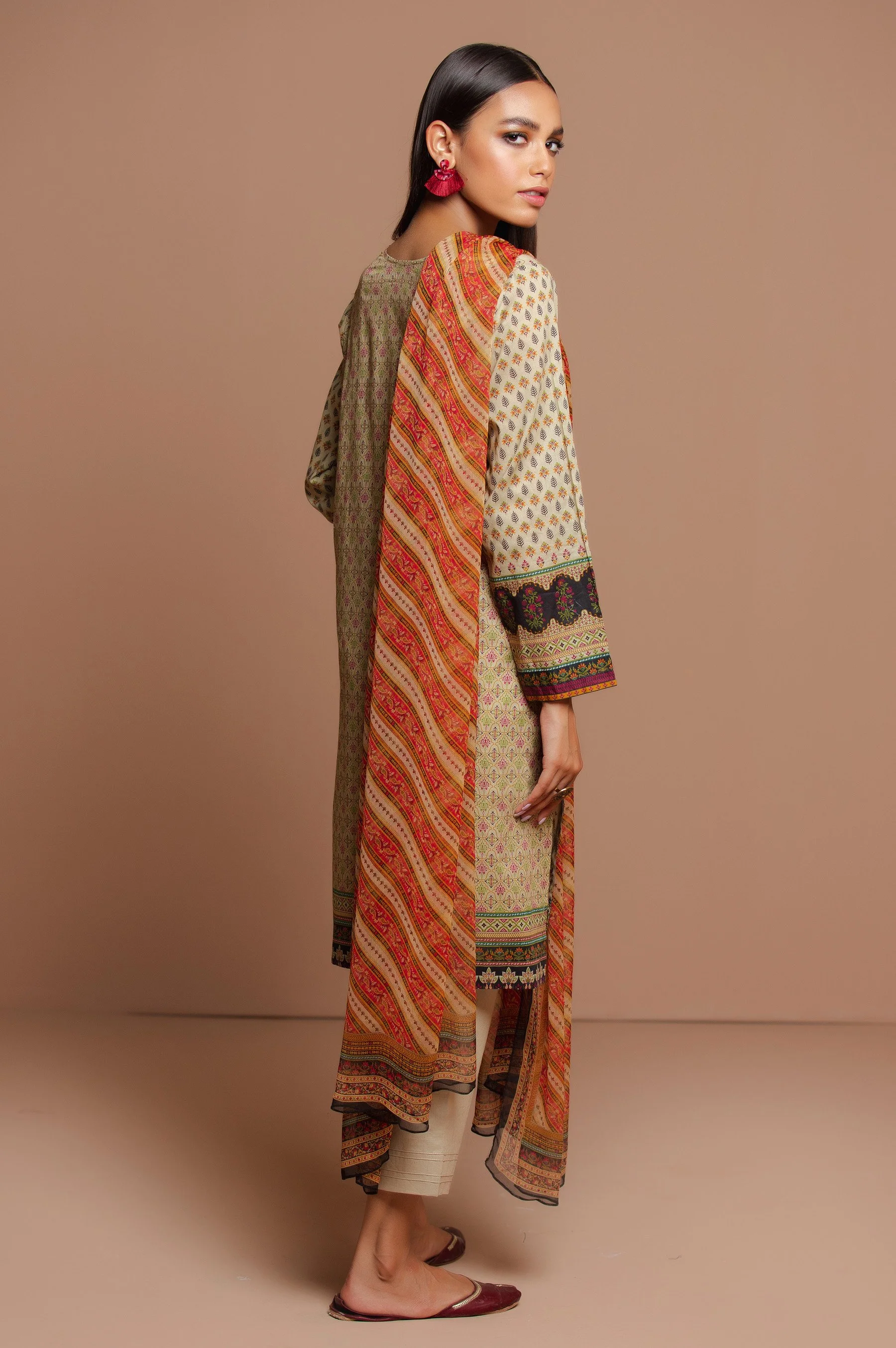Stitched 3 Piece Embroidered Doria Lawn with Chiffon Suit - Image 5