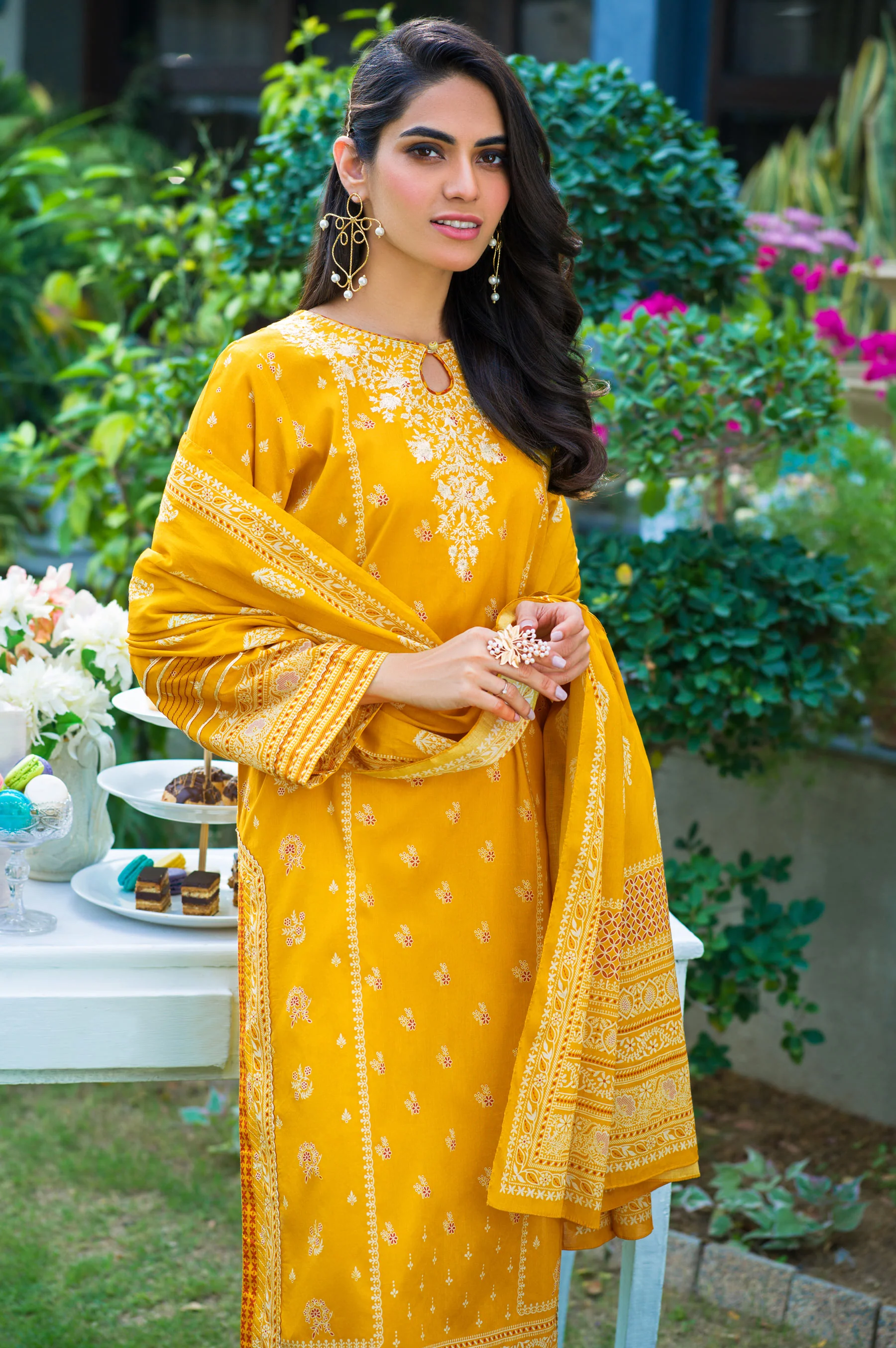 Stitched 3 Piece Embroidered Lawn Suit - Image 6