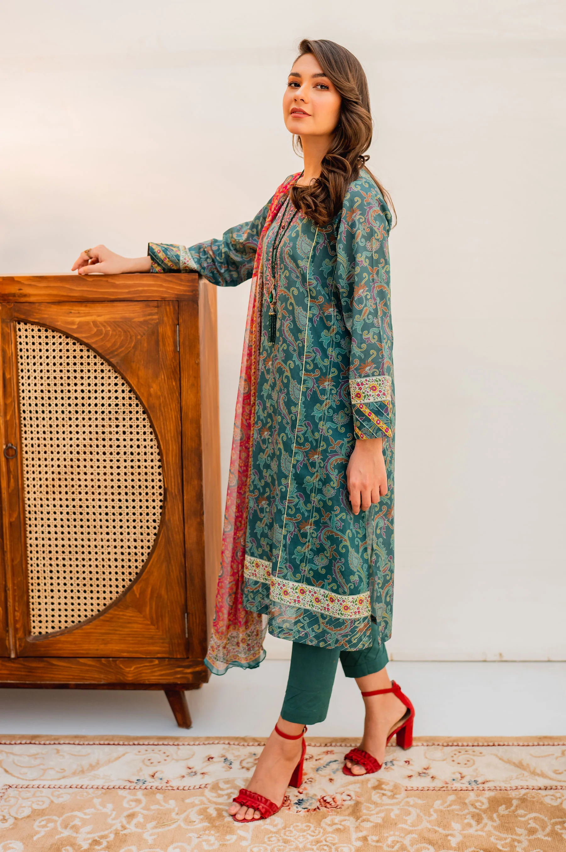 Stitched 3 Piece Embroidered Lawn with Chiffon Suit - Image 4