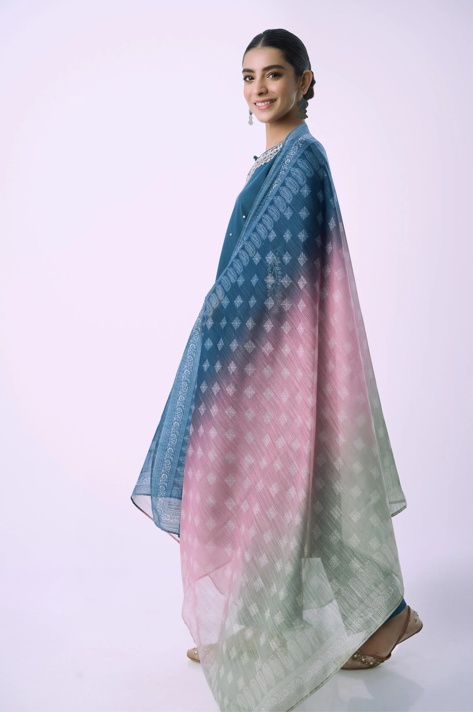 Stitched 3 Piece Textured Printed Lawn Suit - Image 3