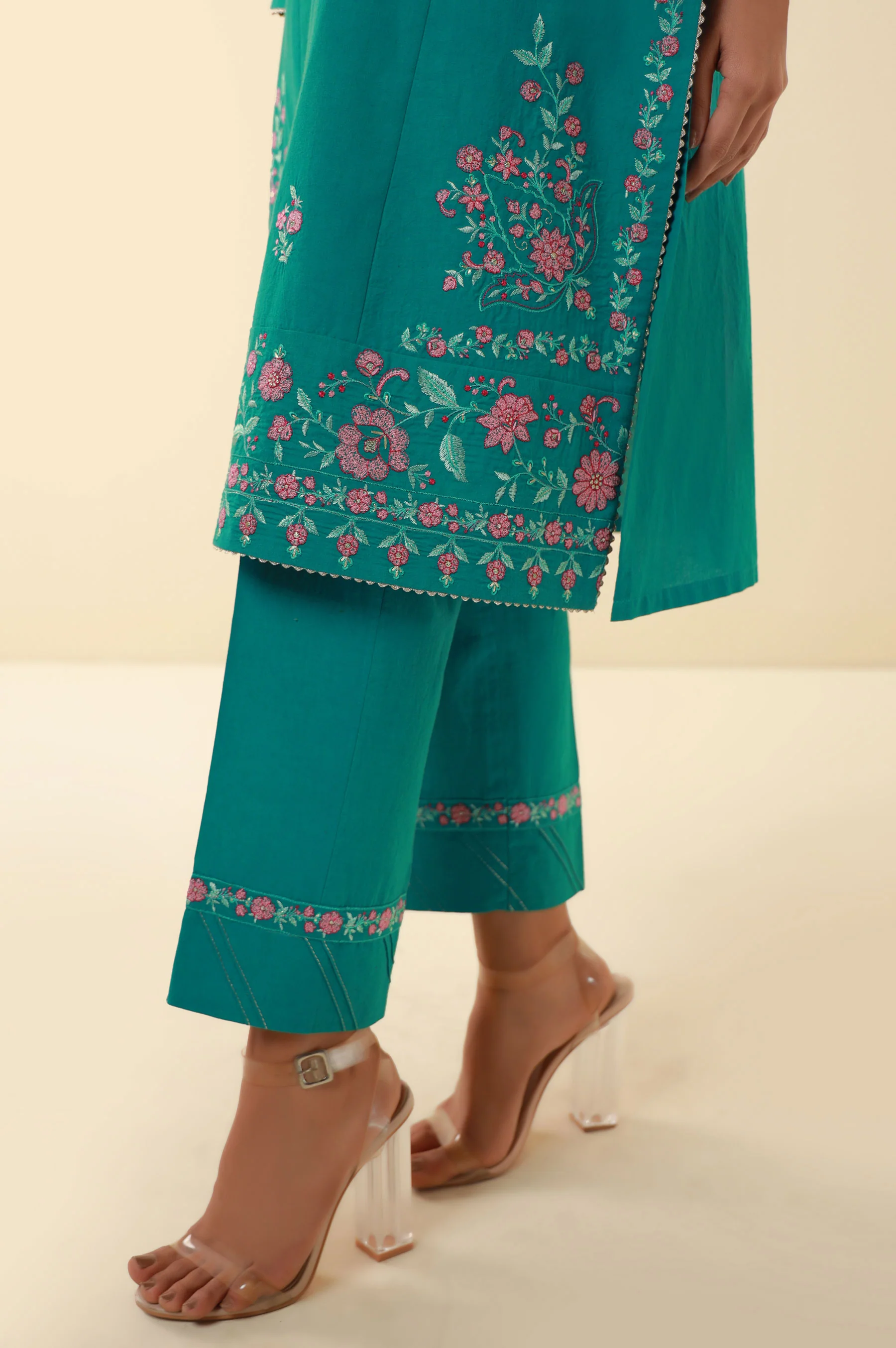 Stitched 3 Piece Embroidered Lawn Suit - Image 6