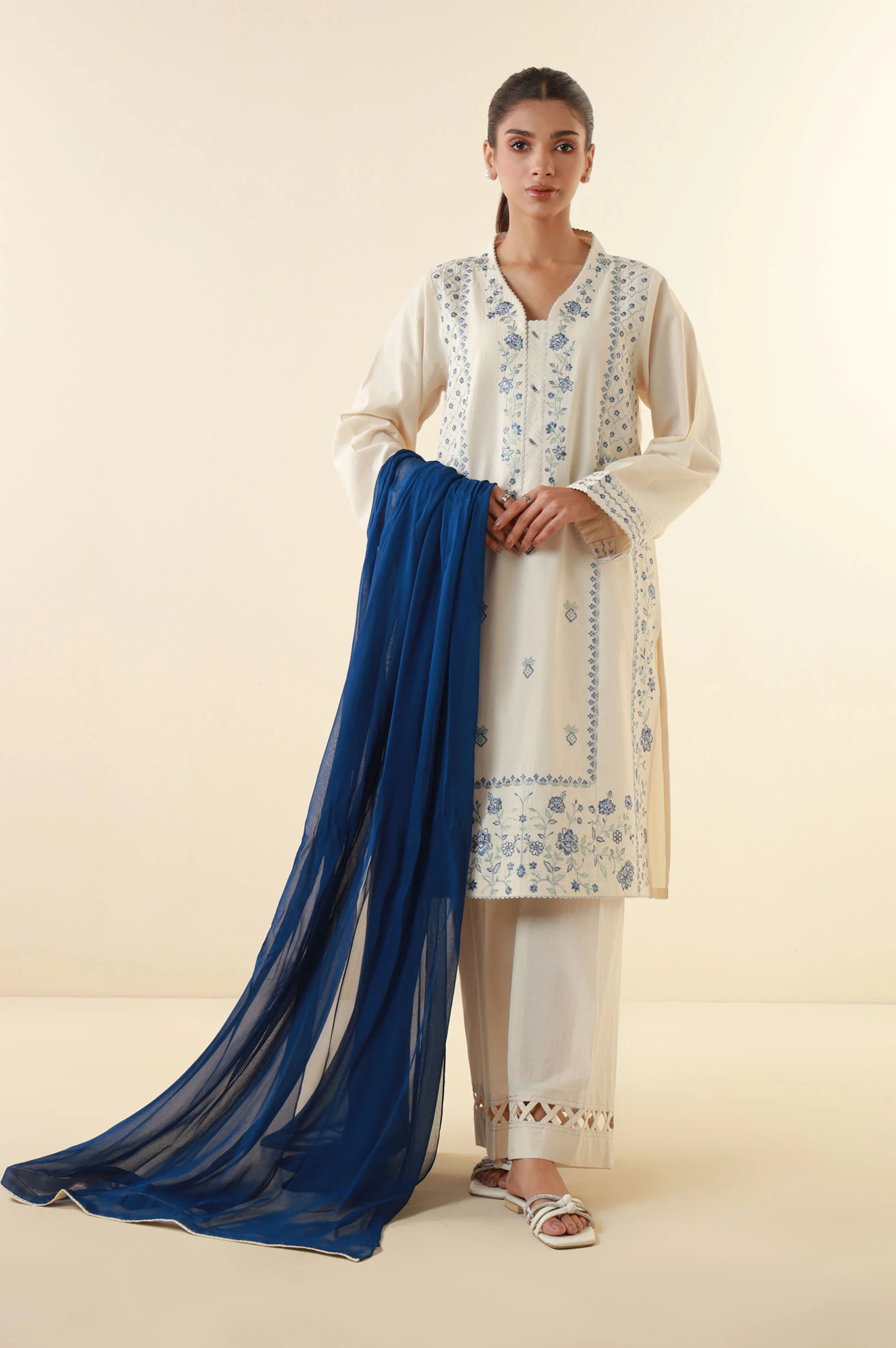 Stitched 3 Piece Embroidered Lawn Suit - Image 6