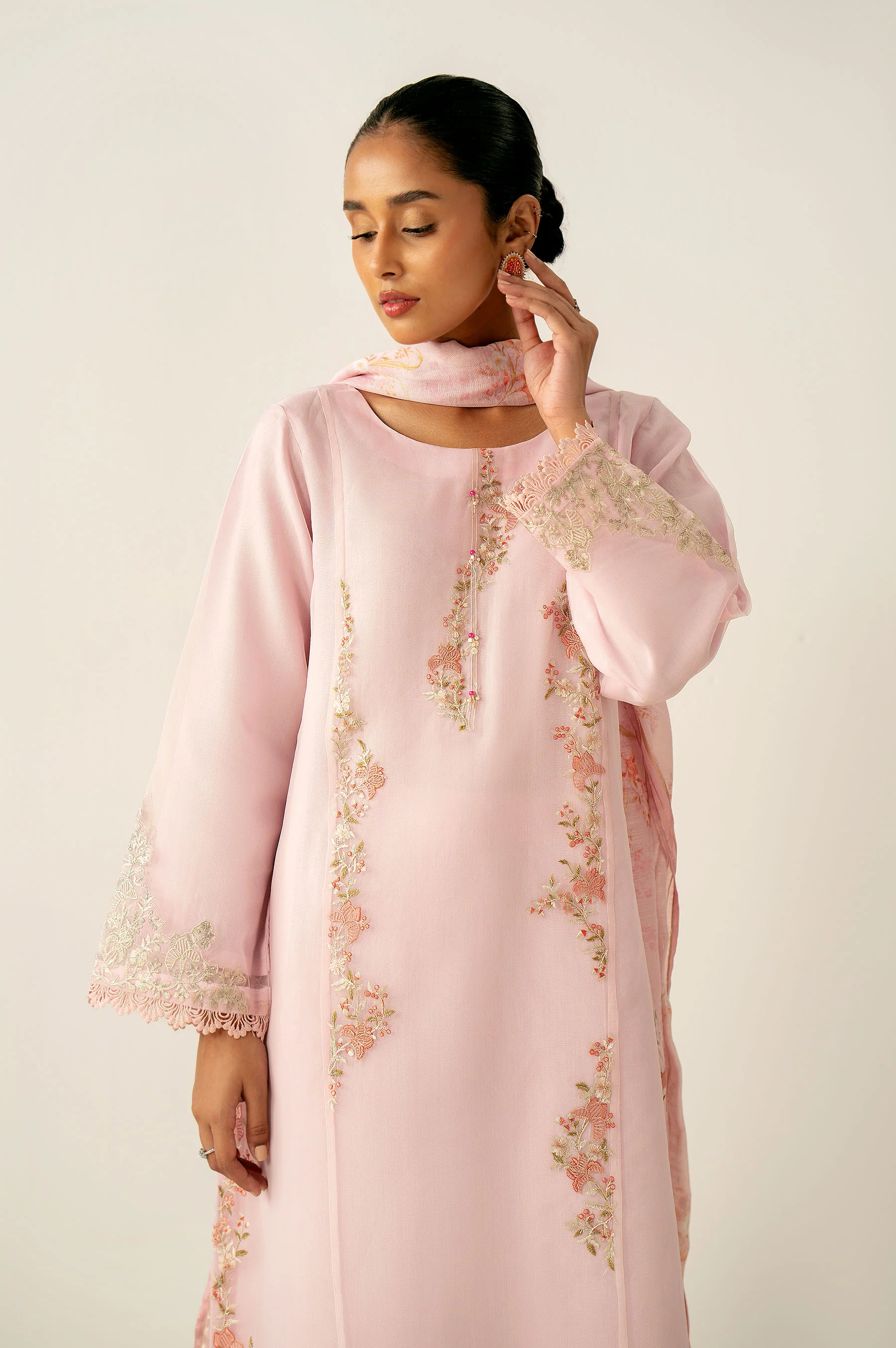 Stitched 3 Piece Embroidered Organza Suit - Image 4