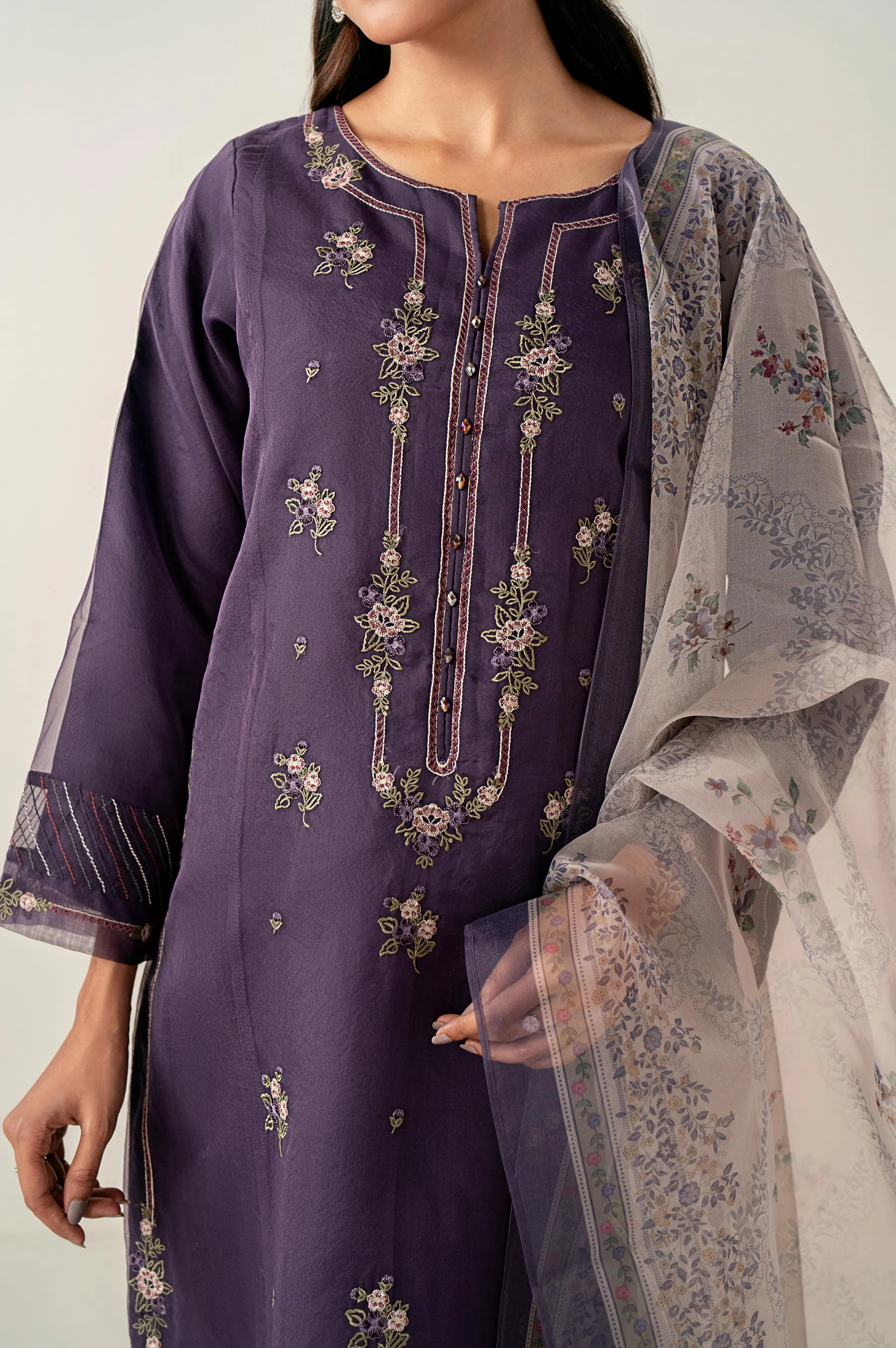 Stitched 3 Piece Embroidered Organza Suit - Image 6