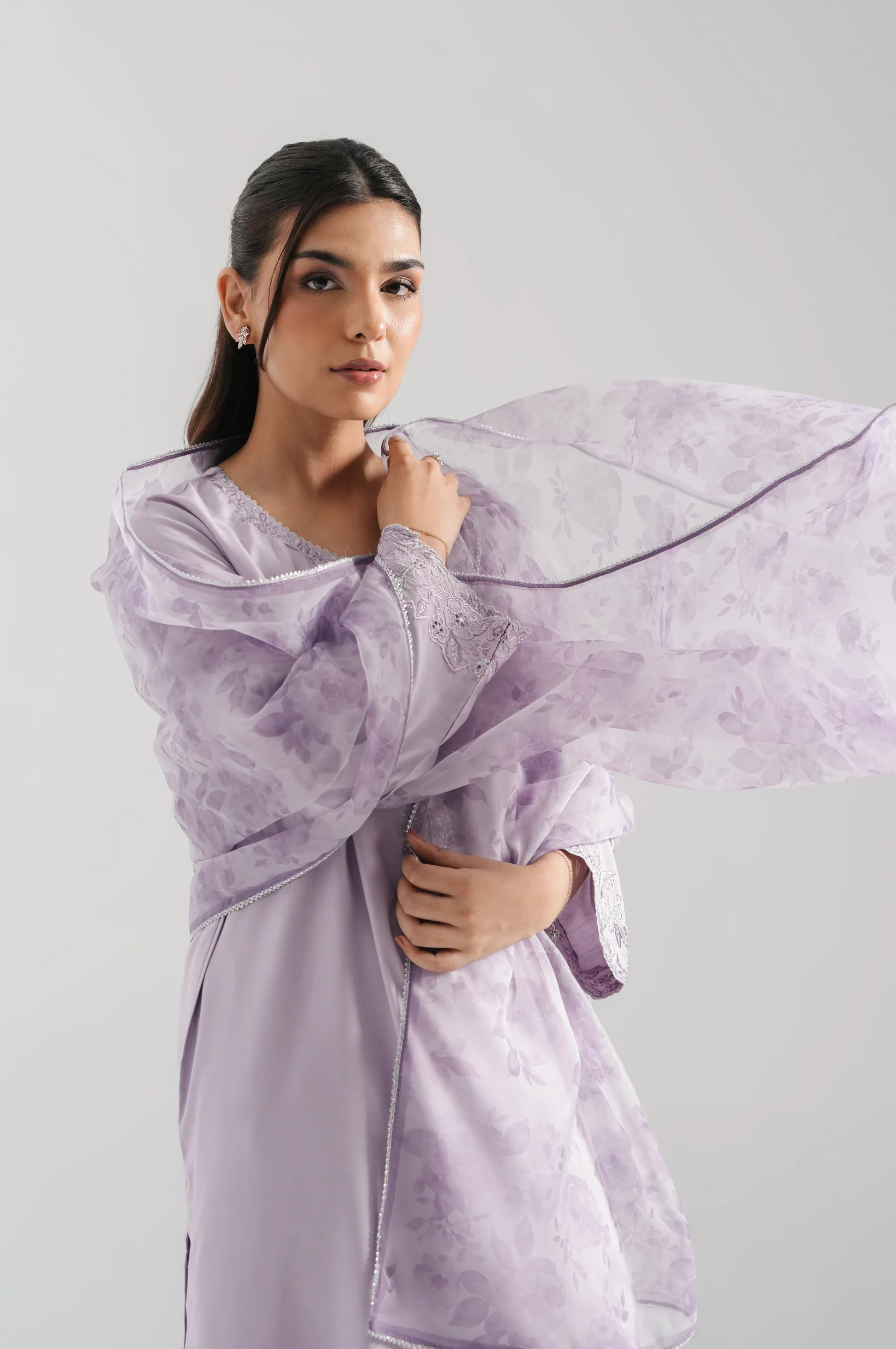 STITCHED EMBROIDERED RAW SILK SUIT - Image 2