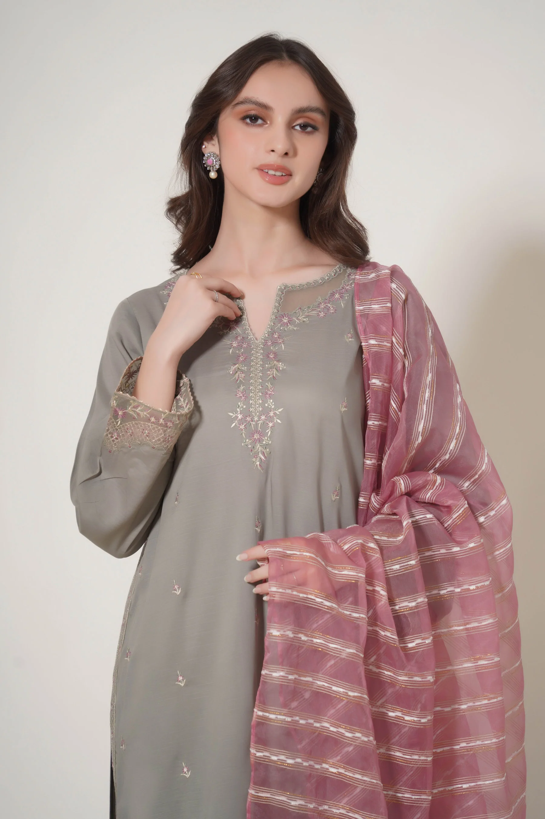 Stitched 3 Piece Embroidered Raw Silk Suit - Image 4