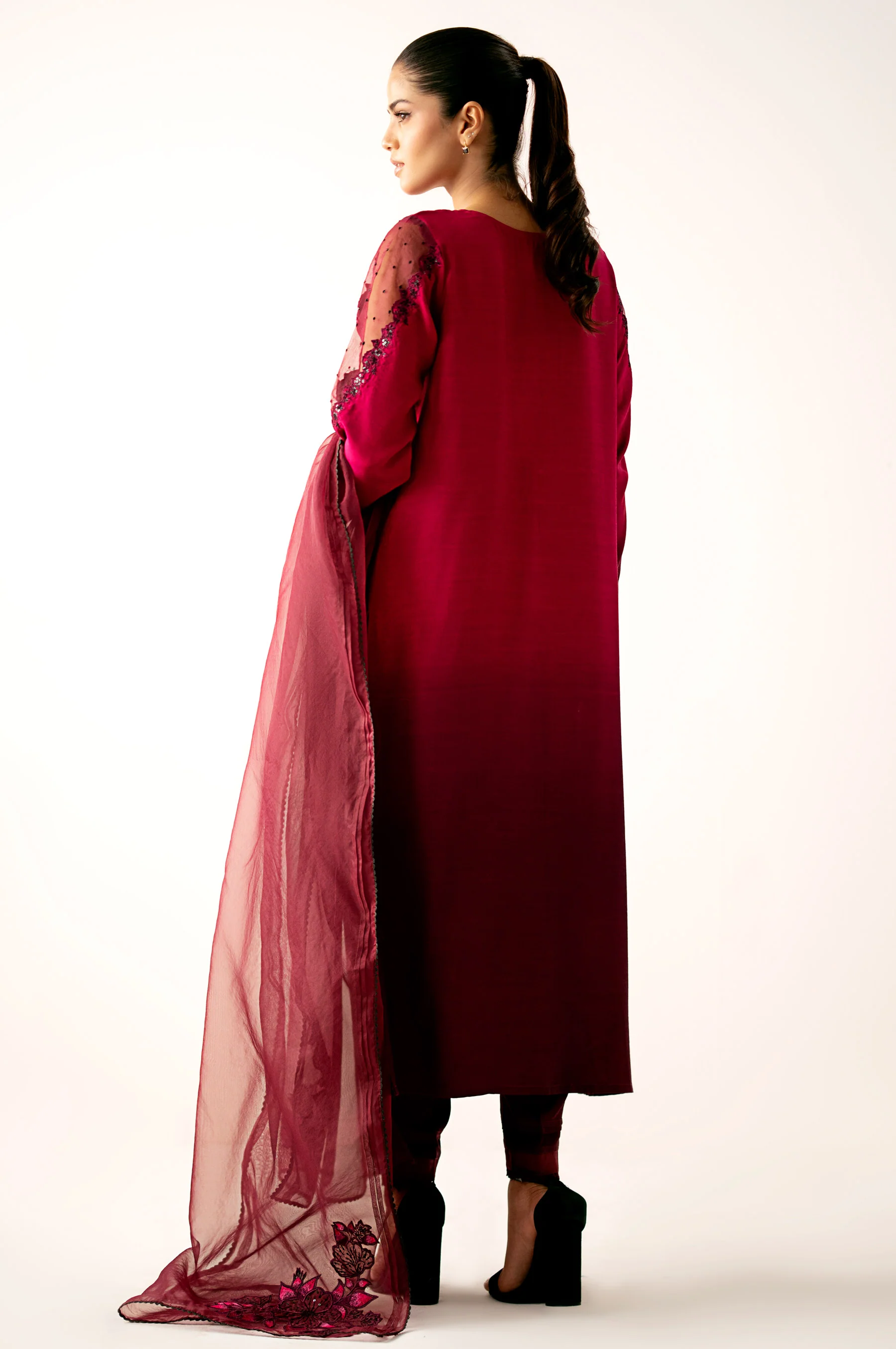 EMBROIDERED SUIT - Image 4