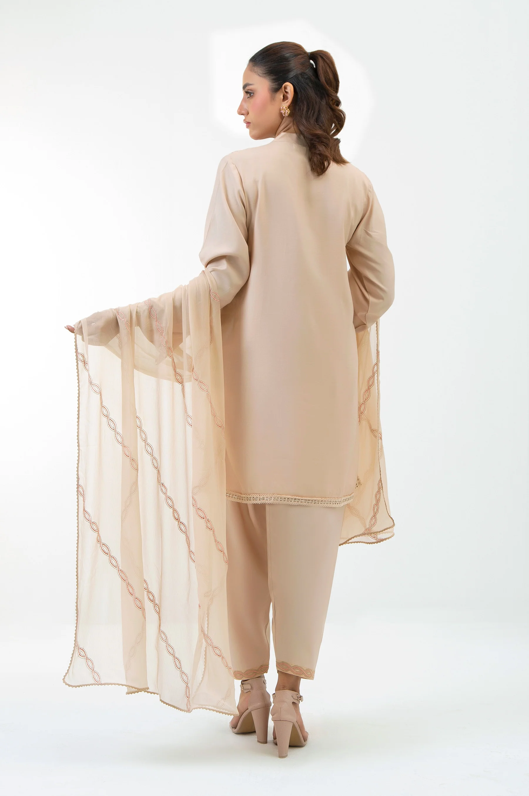 STITCHED EMBROIDERED RAW SILK SUIT - Image 5