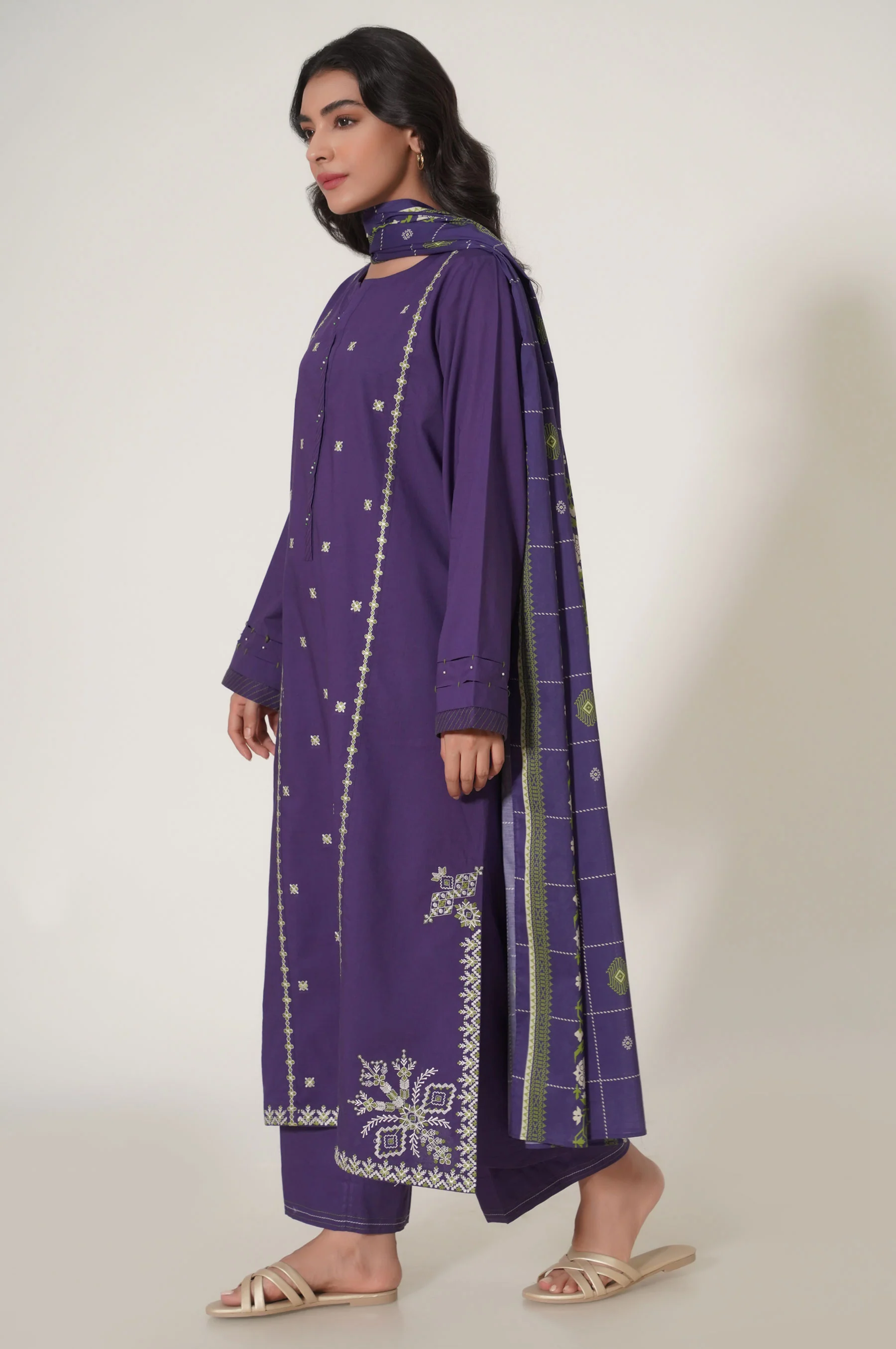 Stitched 3 Piece Embroidered Slub Cambric Suit - Image 4