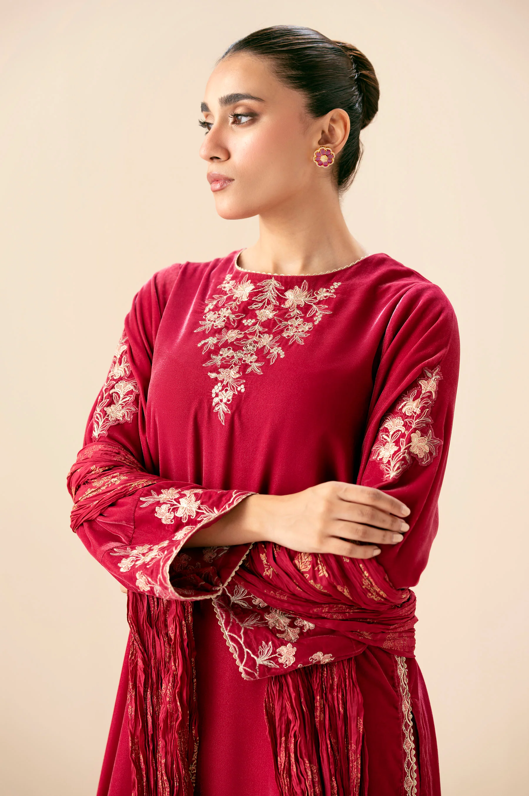 EMBROIDERED SUIT - Image 5