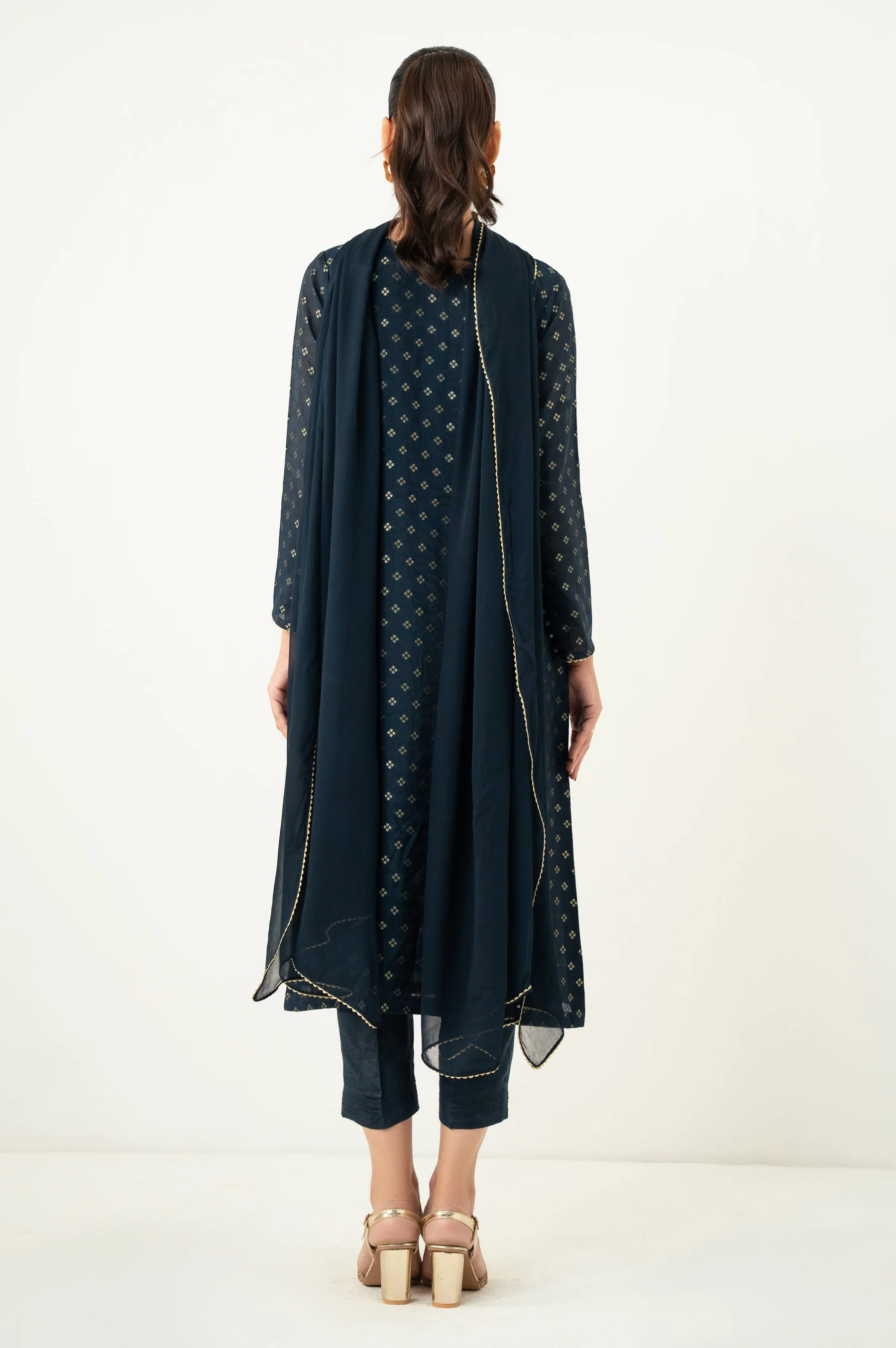 EMBROIDERED SUIT - Image 5