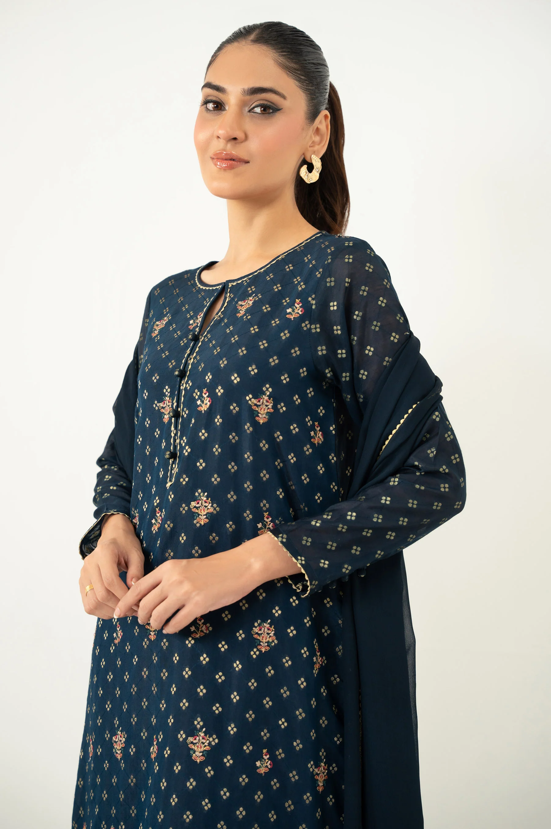 EMBROIDERED SUIT - Image 6