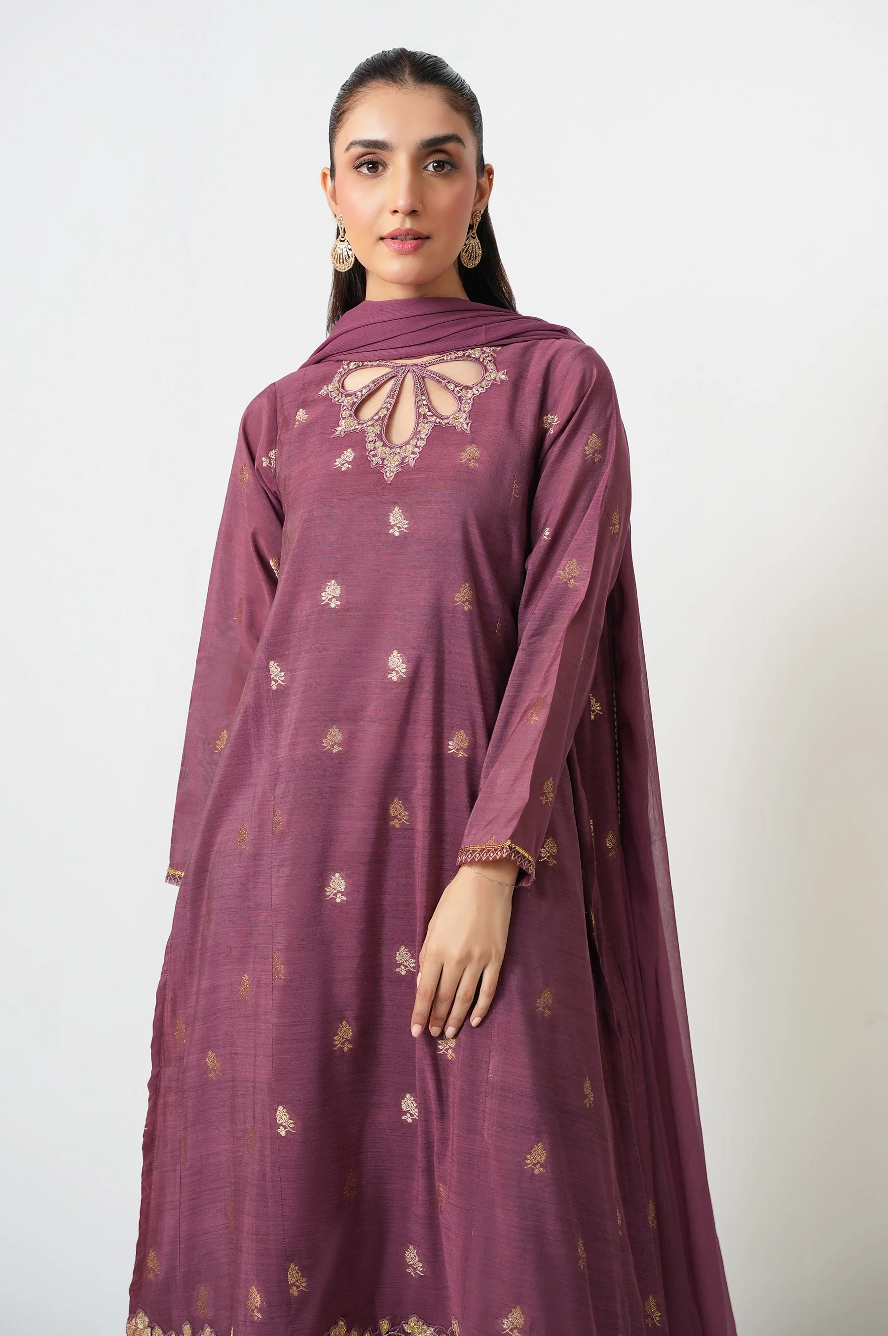 STITCHED EMBROIDERED SUIT (FACTORY E-OUTLET) - Image 6
