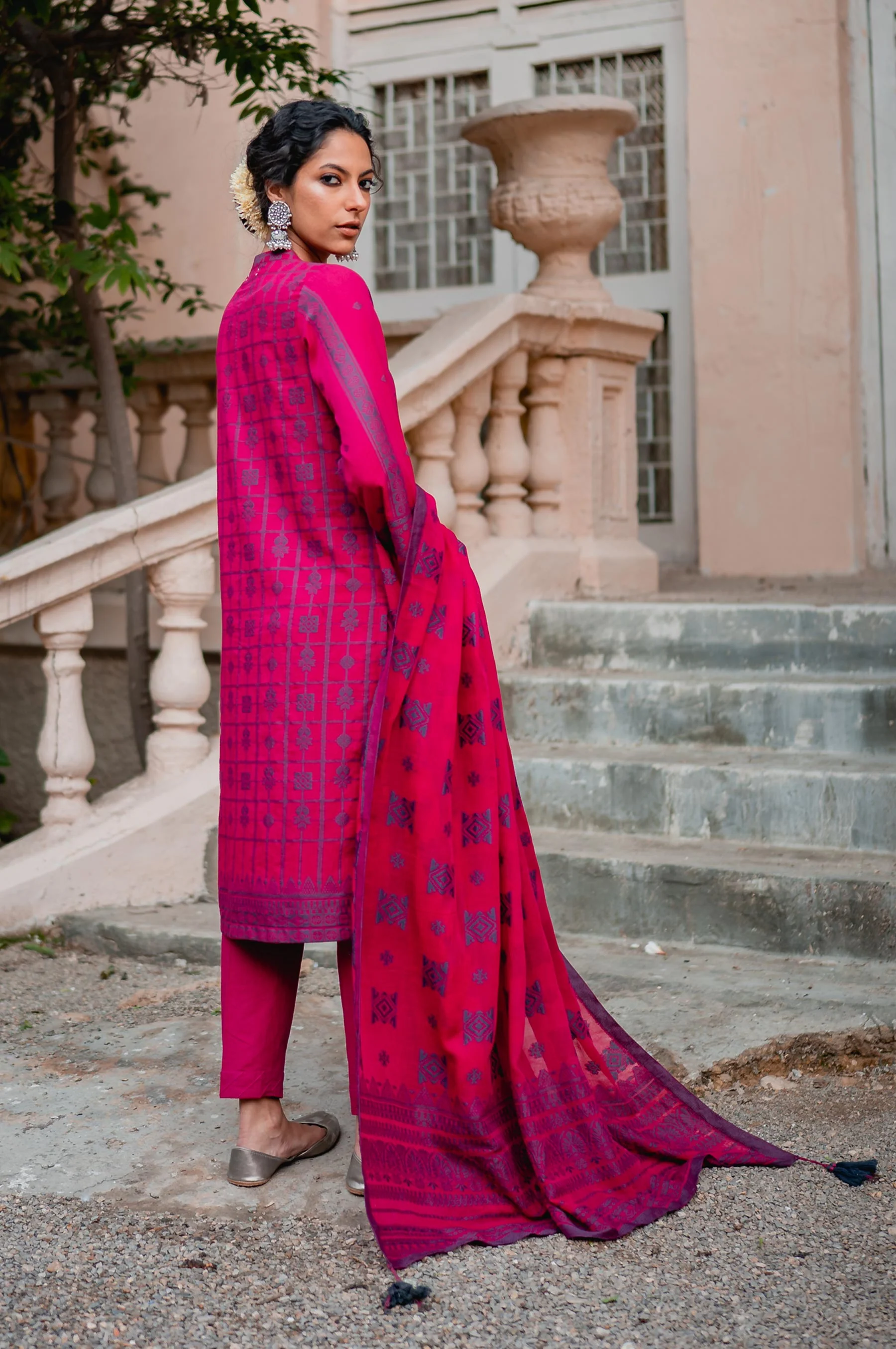 Stitched 3 Piece Jacquard Suit - Image 4