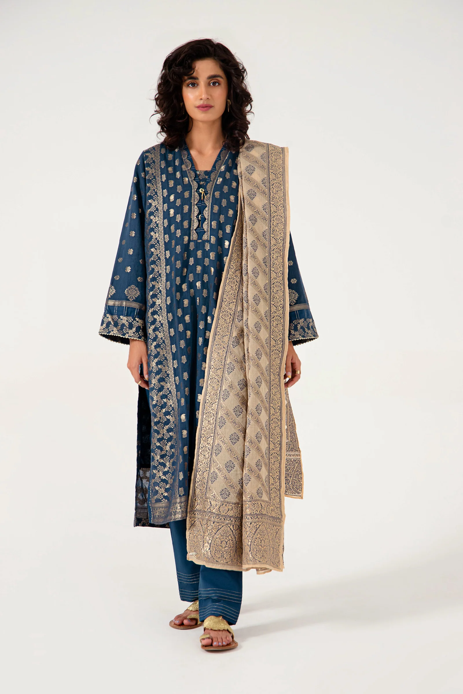 Stitched 3 Piece Dyed Jacquard Suit - Image 3