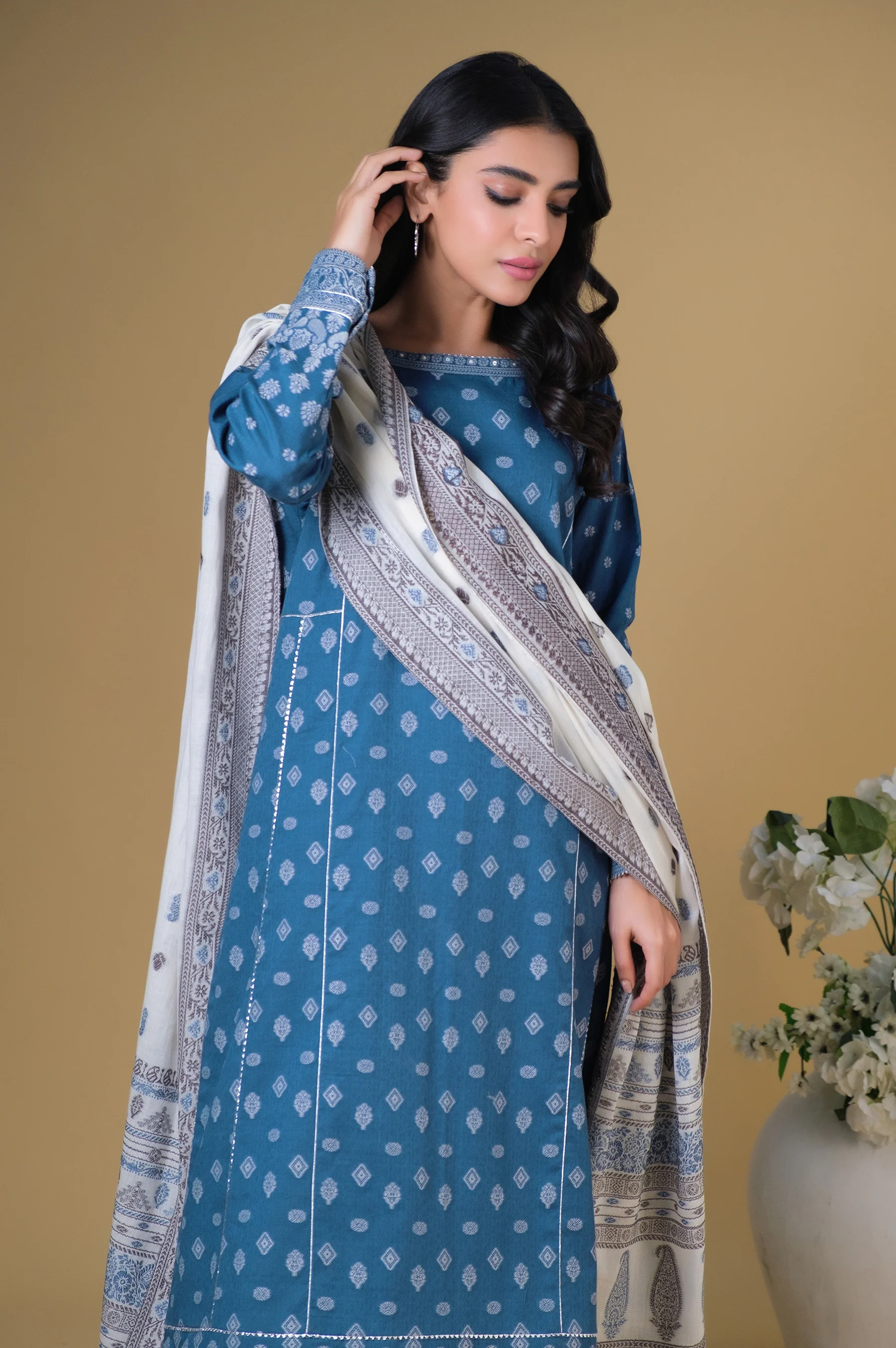 Stitched 3 Pieces Dyed Jacquard Suit - Image 2