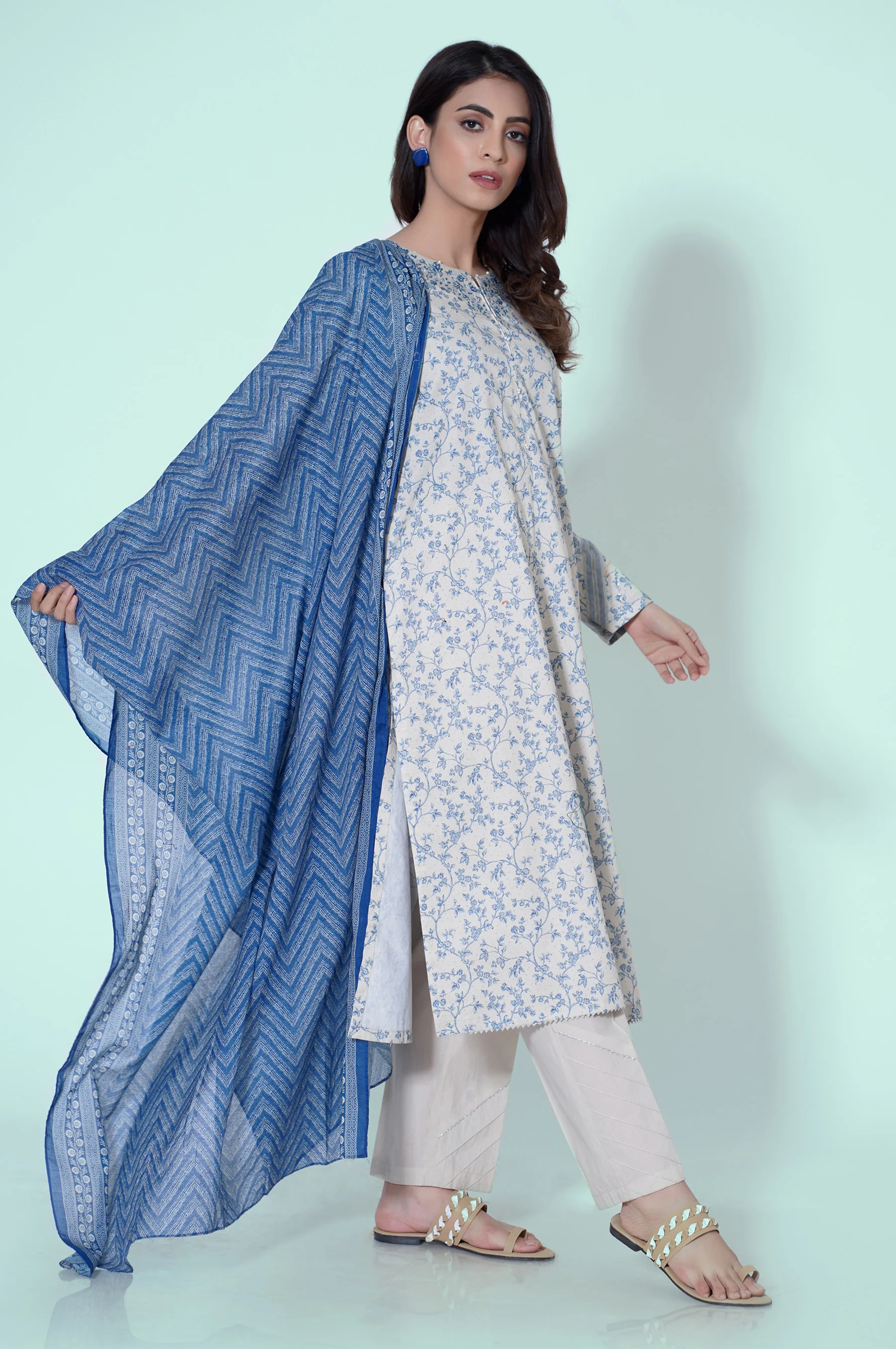 Stitched 3 Piece Embroidered Lawn Suit - Image 3