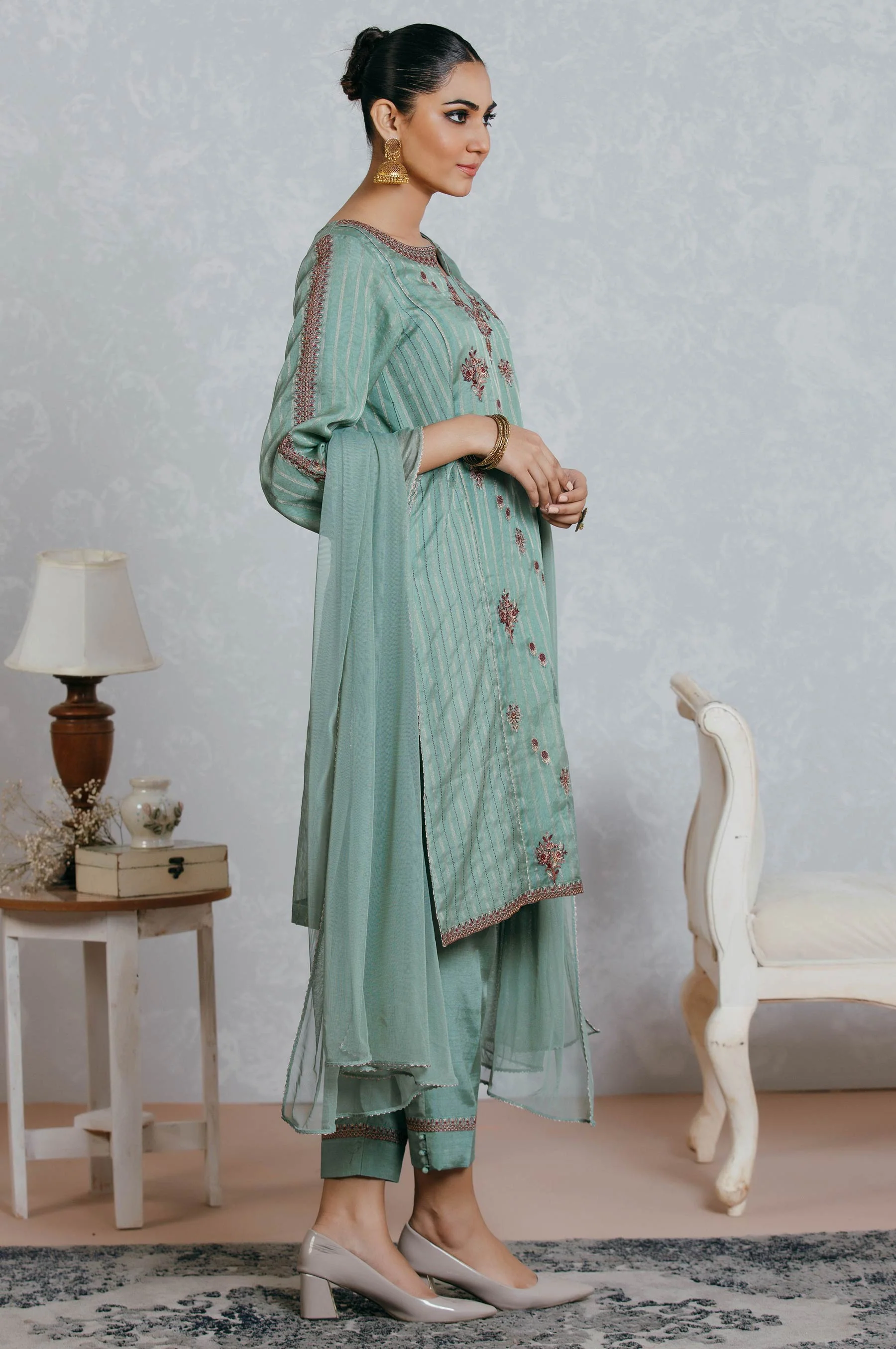 Stitched 3 Piece Embroidered Organza Outfit - Image 3