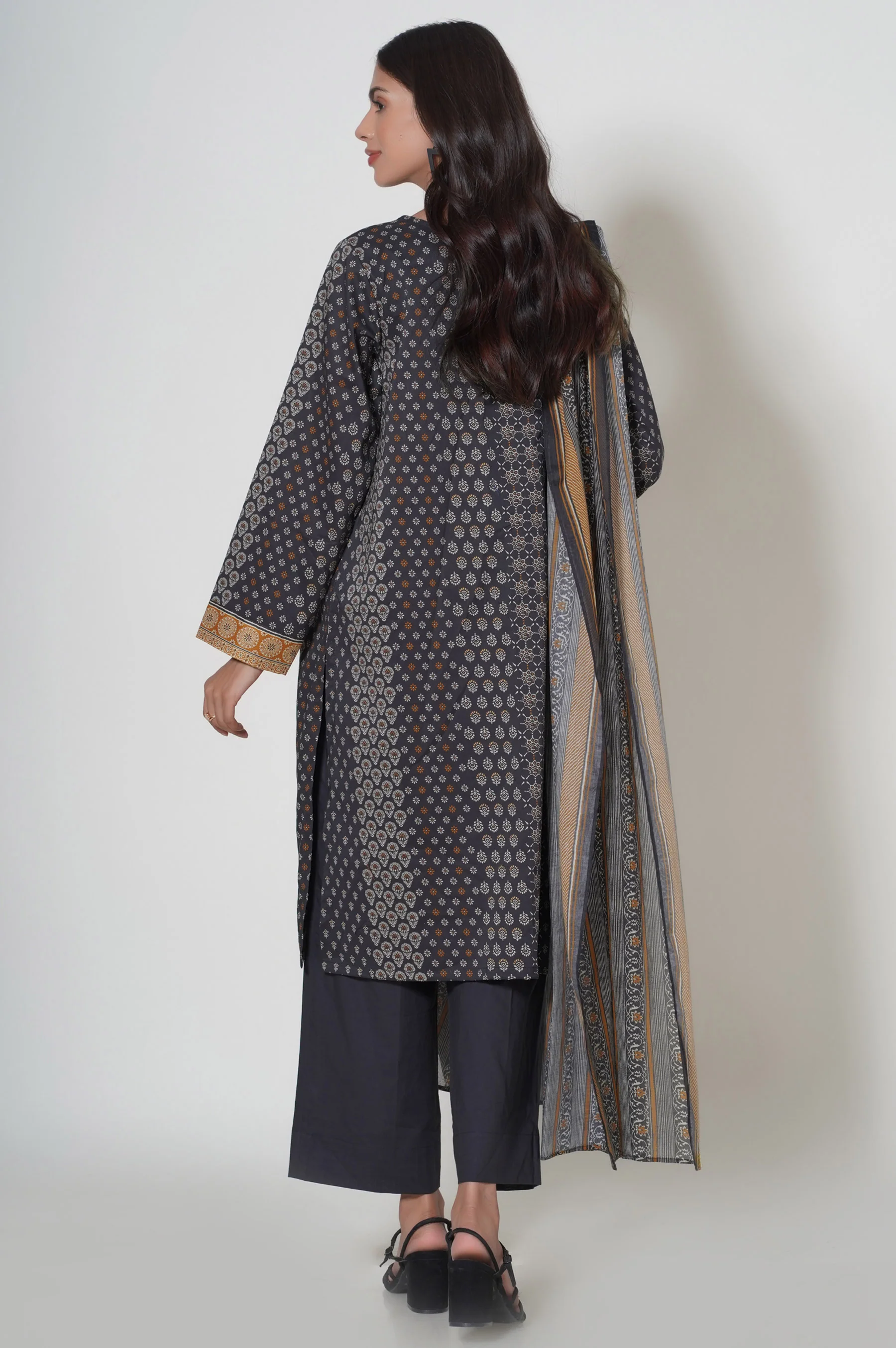 Stitched 3 Piece Printed Cambric Suit - Image 5