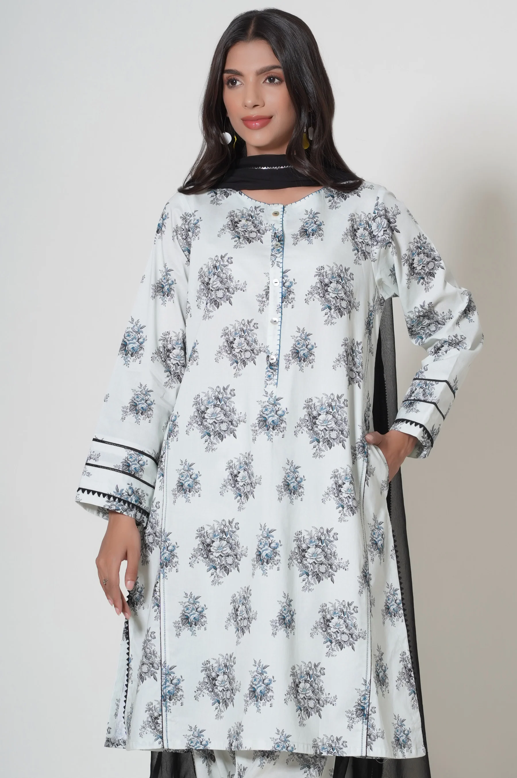 Stitched 3 Piece Printed Cambric Suit - Image 4