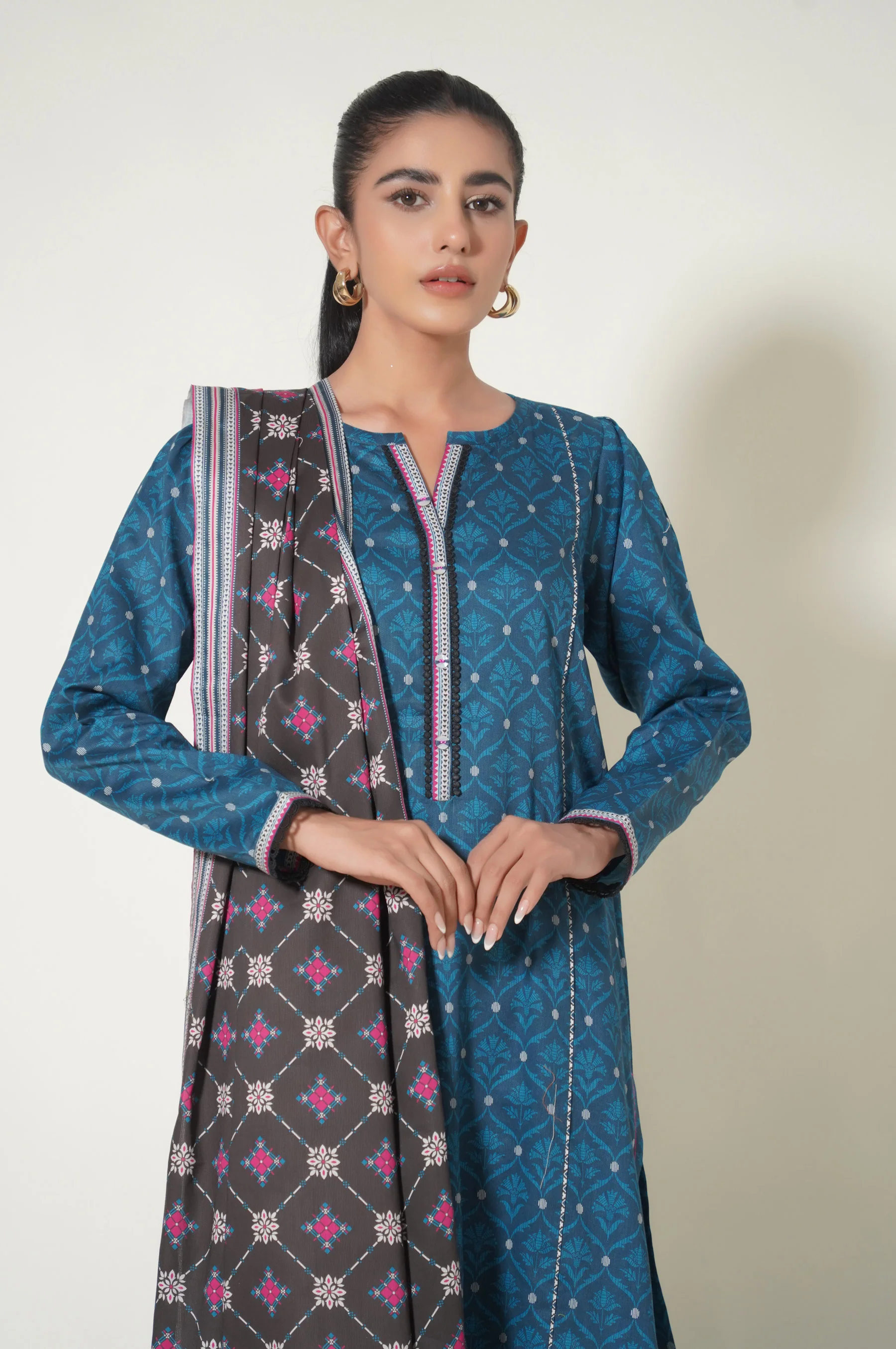 Stitched 3 Piece Printed Cottel Suit - Image 4