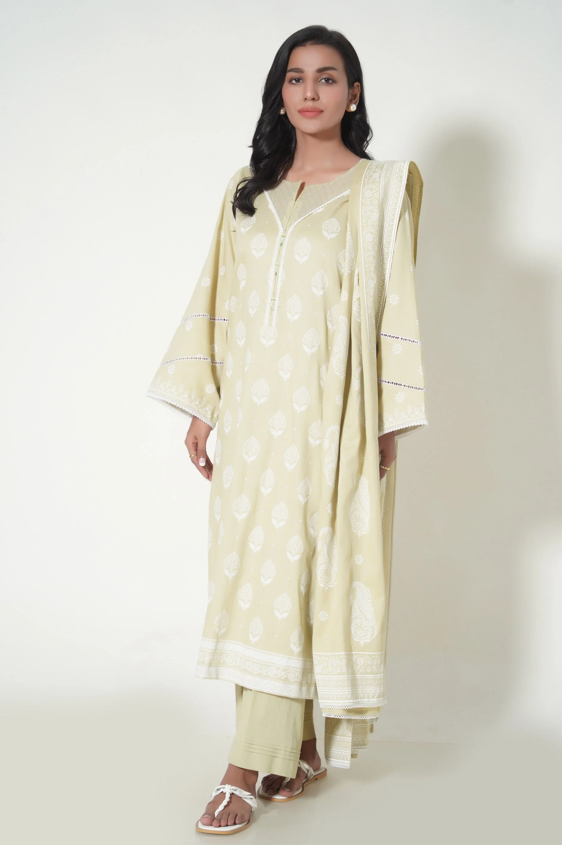 Stitched 3 Piece Printed Cottle Suit - Image 2