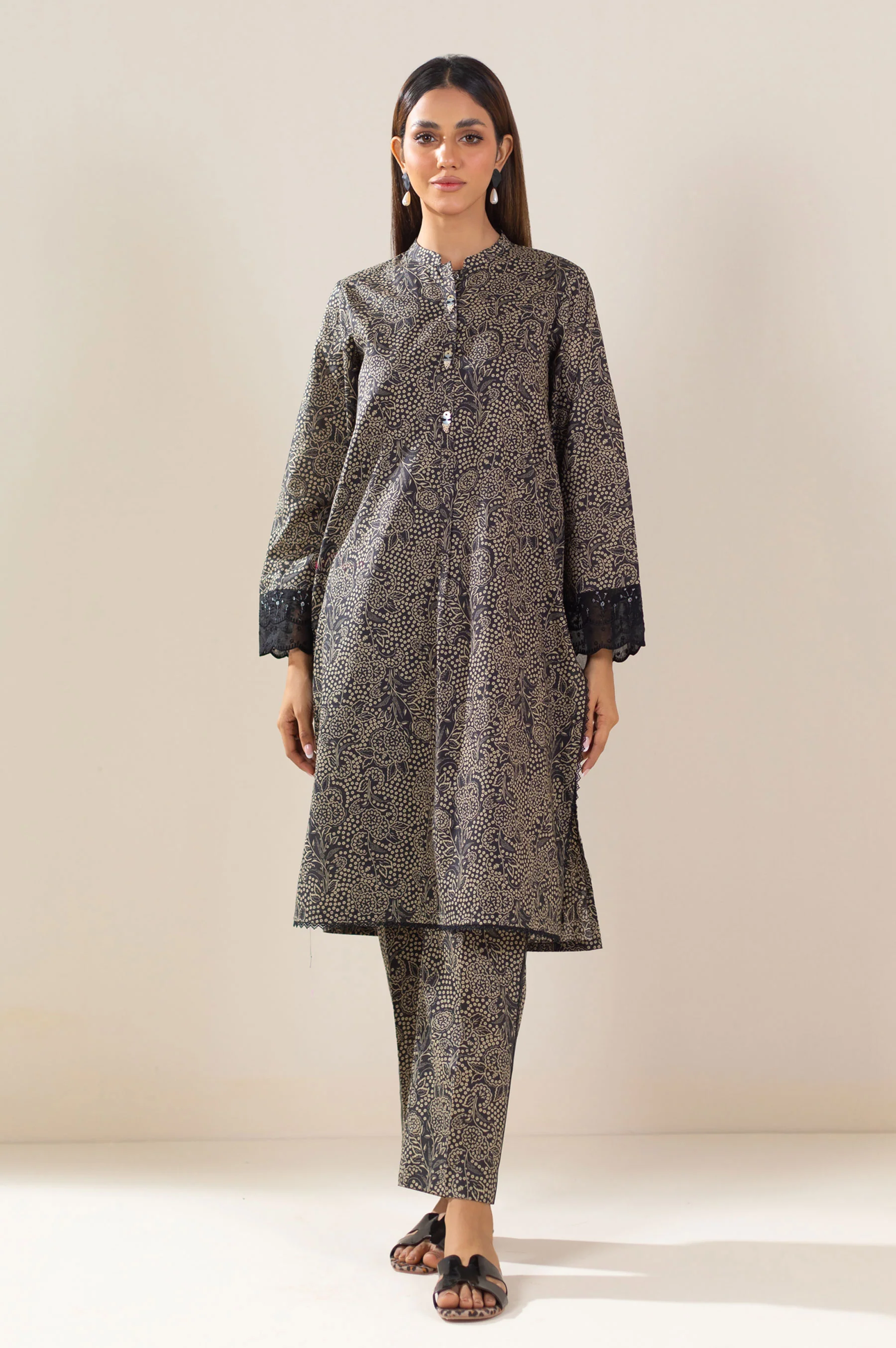 Stitched 3 Piece Embroidered Lawn Suit - Image 5