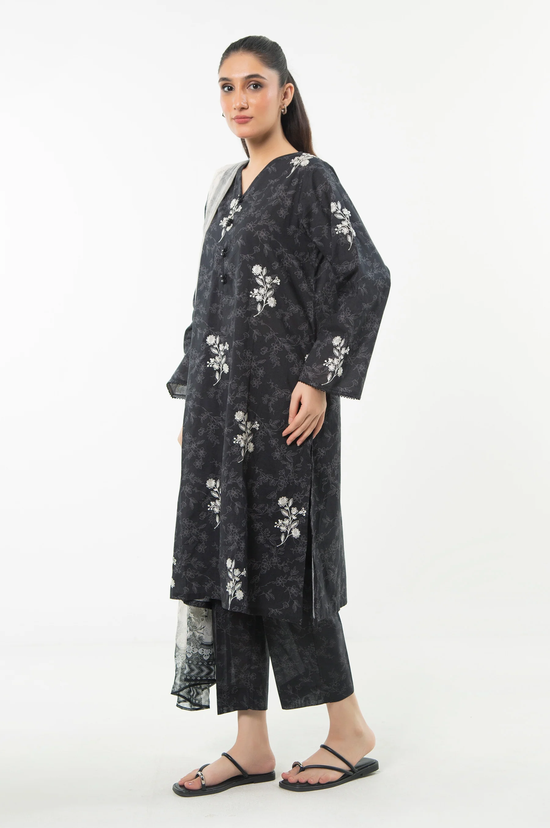 STITCHED EMBROIDERED SLUB LAWN SUIT - Image 3
