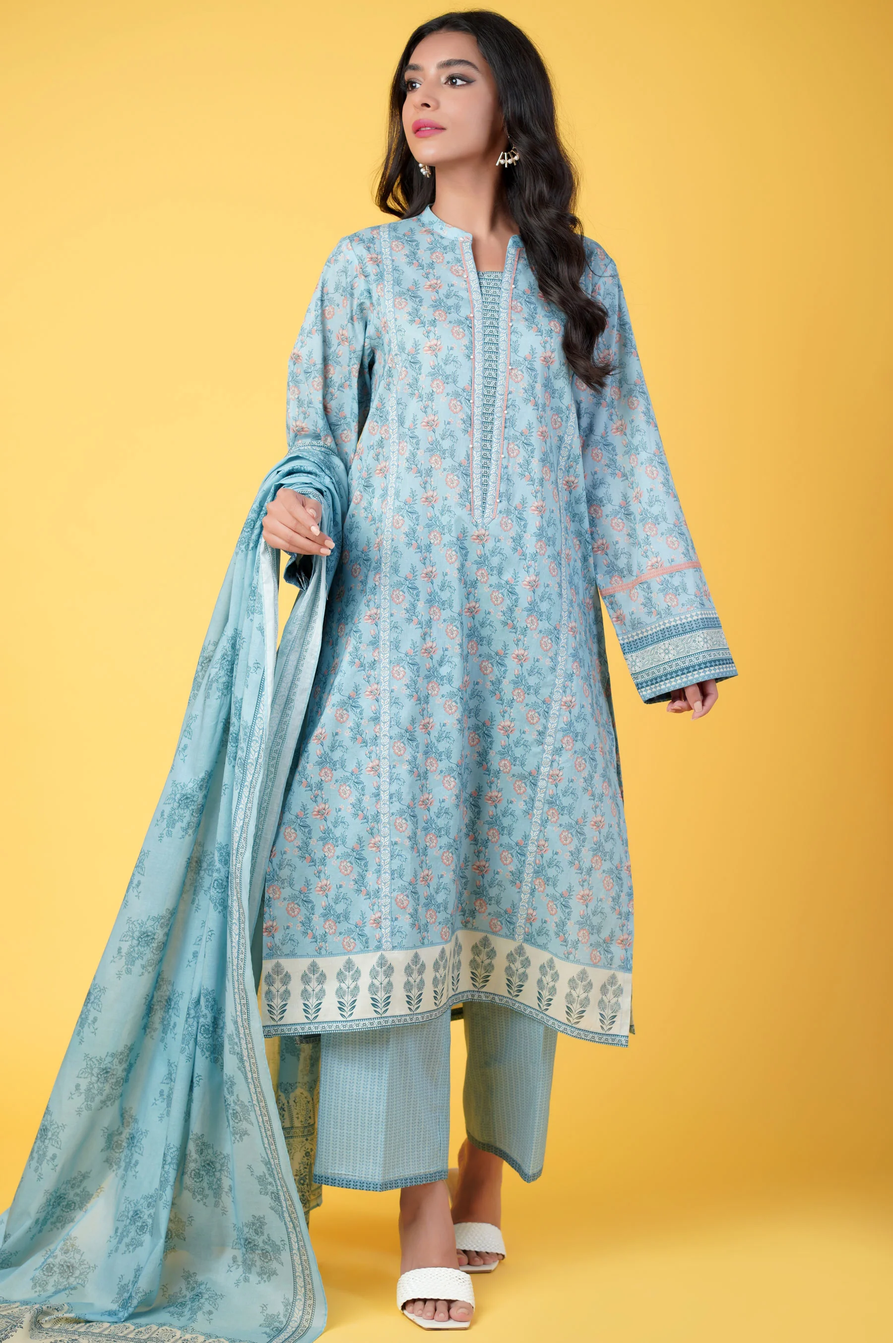 Stitched 3 Piece Printed Lawn - Image 5