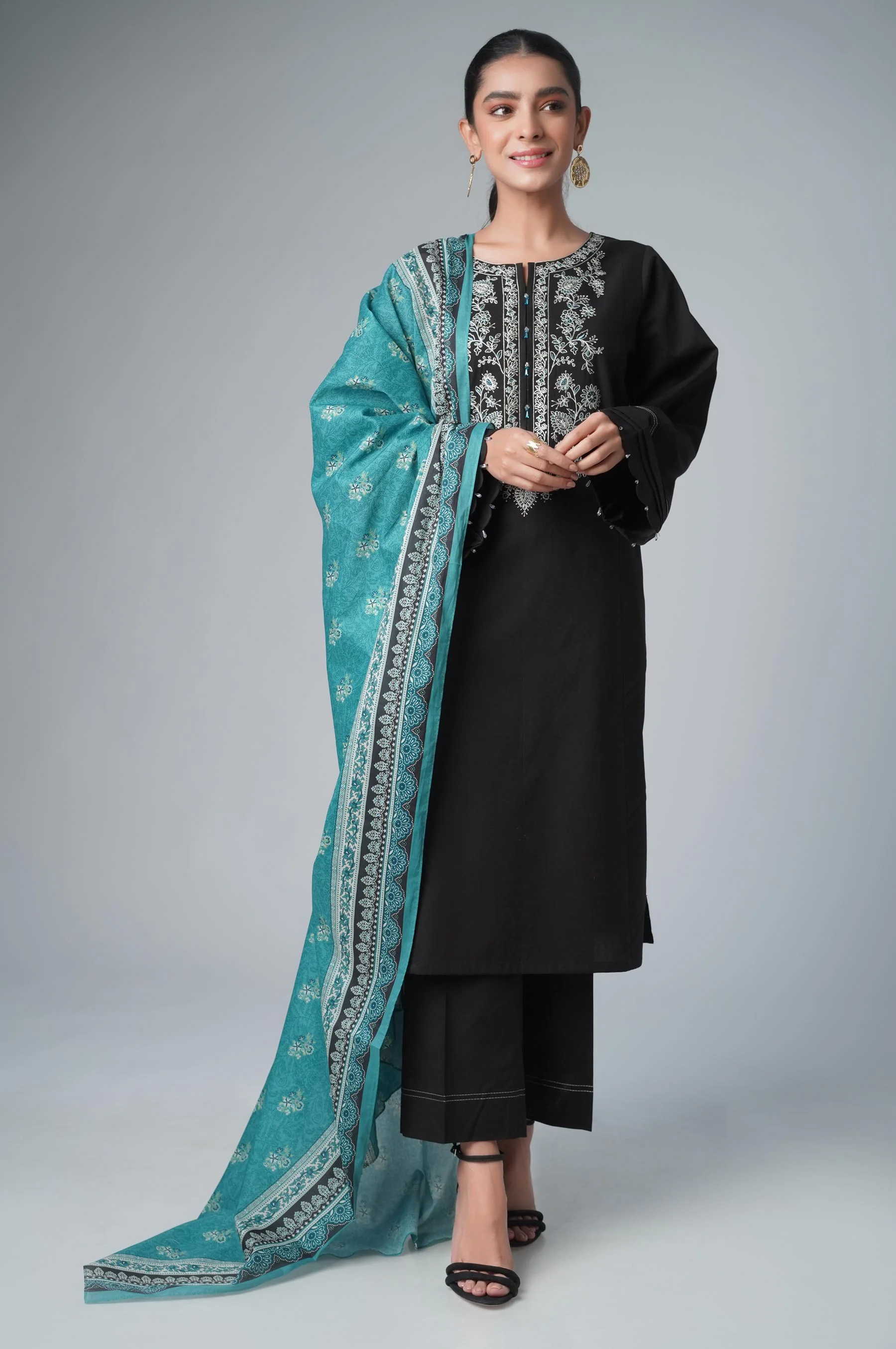 Stitched 3 Piece Printed Lawn - Image 2