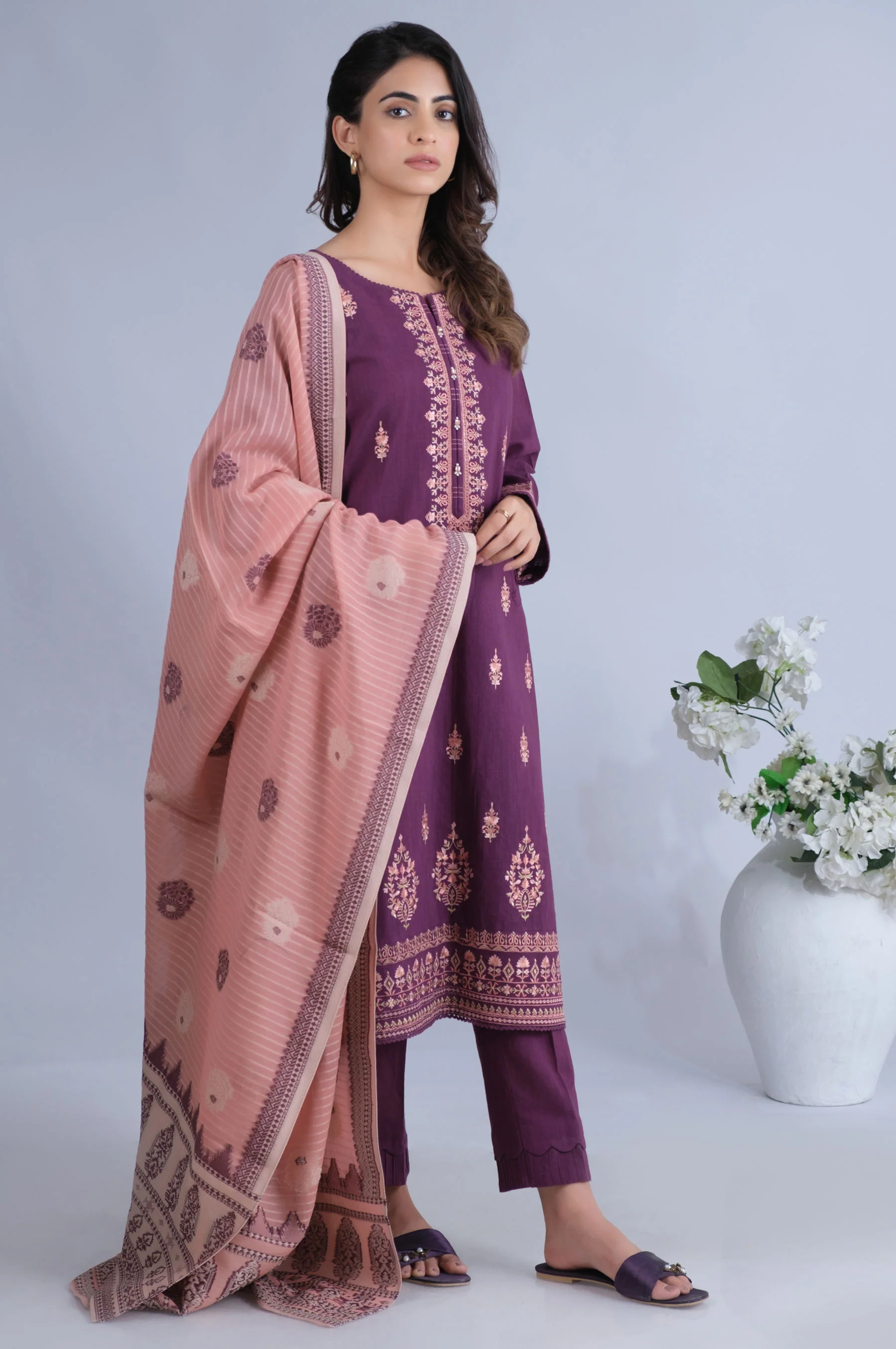 Stitched 3 Piece Embroidered Textured Slub Lawn - Image 4