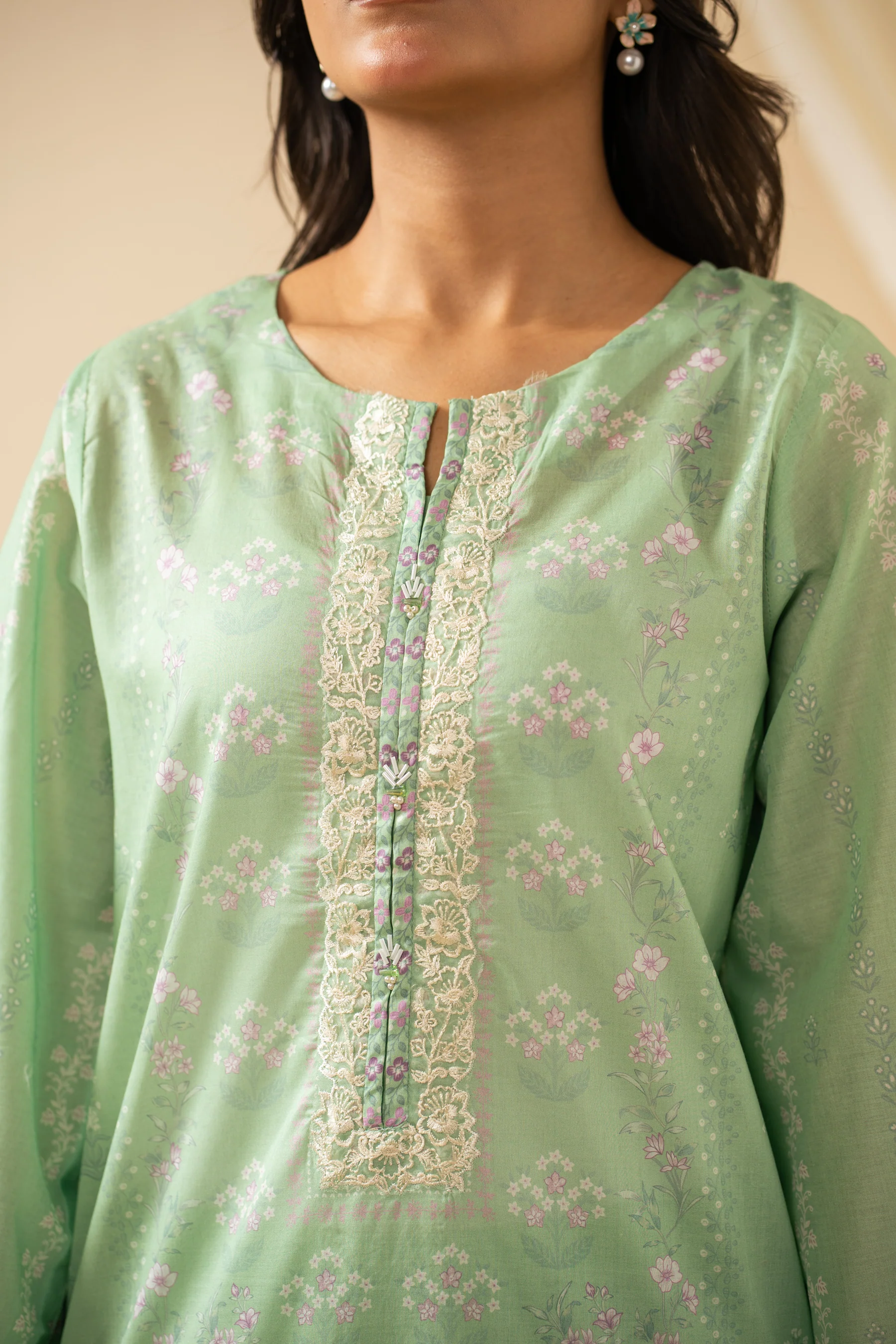 STITCHED EMBROIDERED CHIKANKARI LAWN SUIT - Image 3