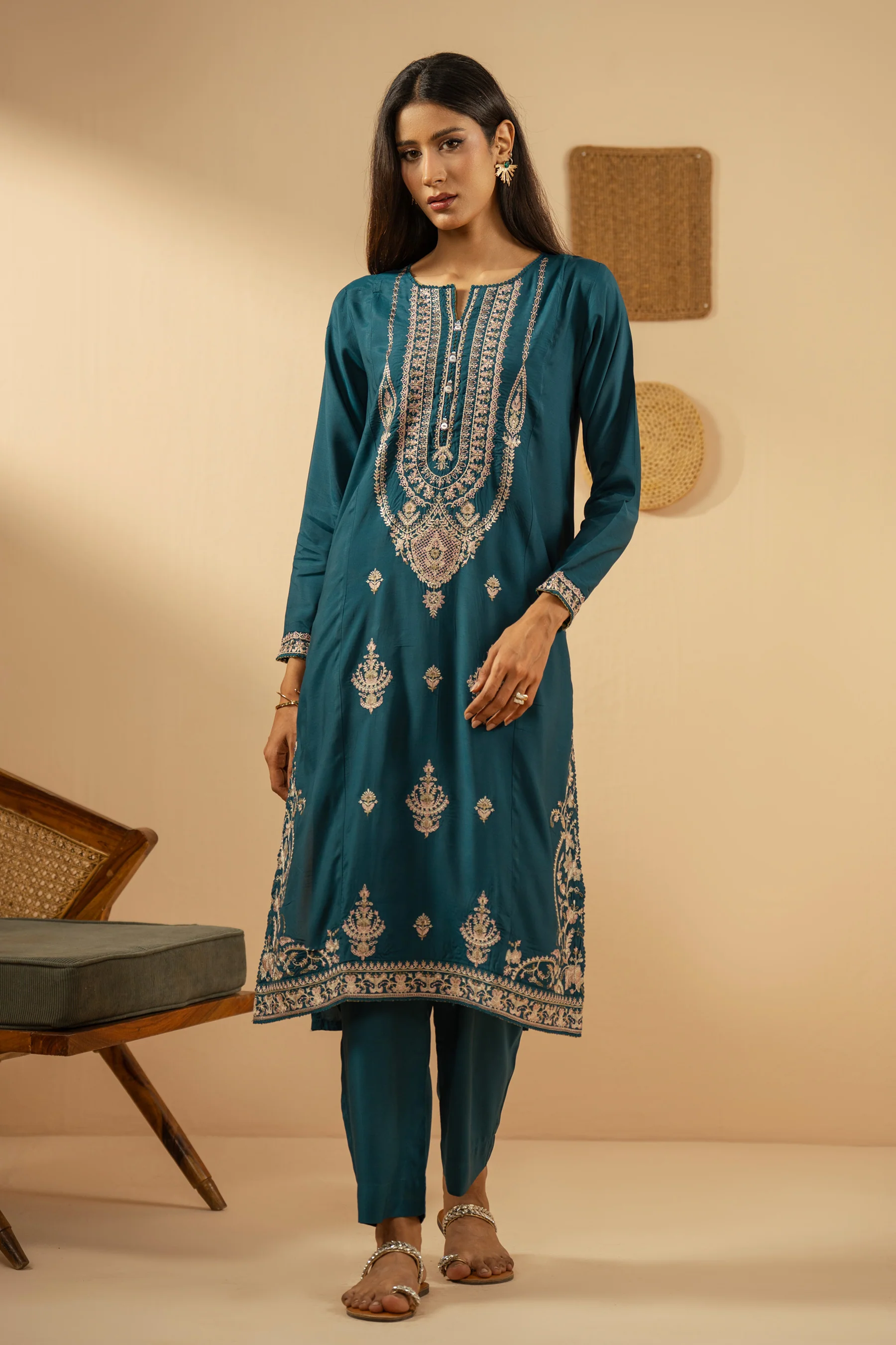 EMBROIDERED RAW SILK STITCHED 3 PIECE SUIT - Image 6