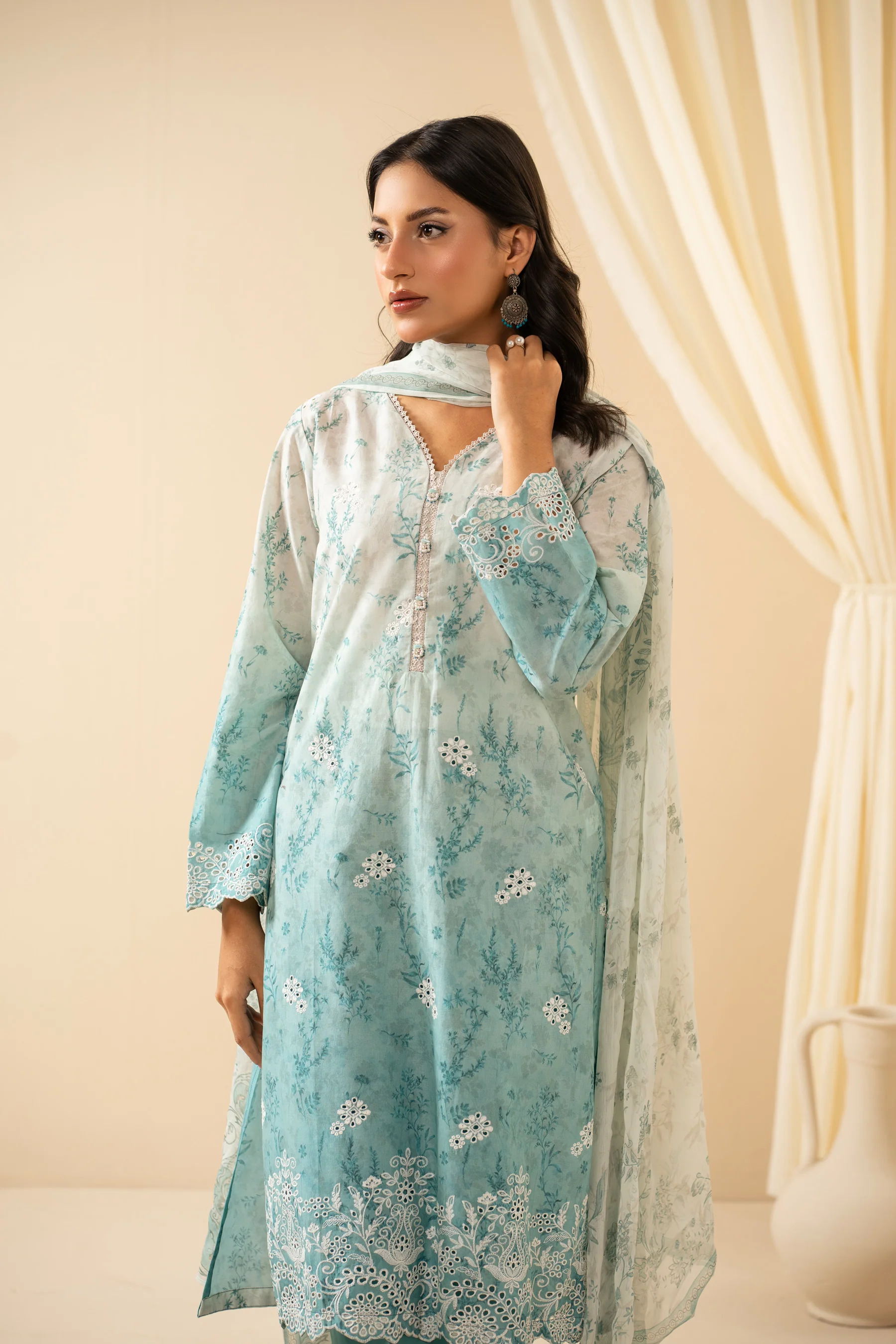 STITCHED CHIKANKARI LAWN SUIT - Image 4