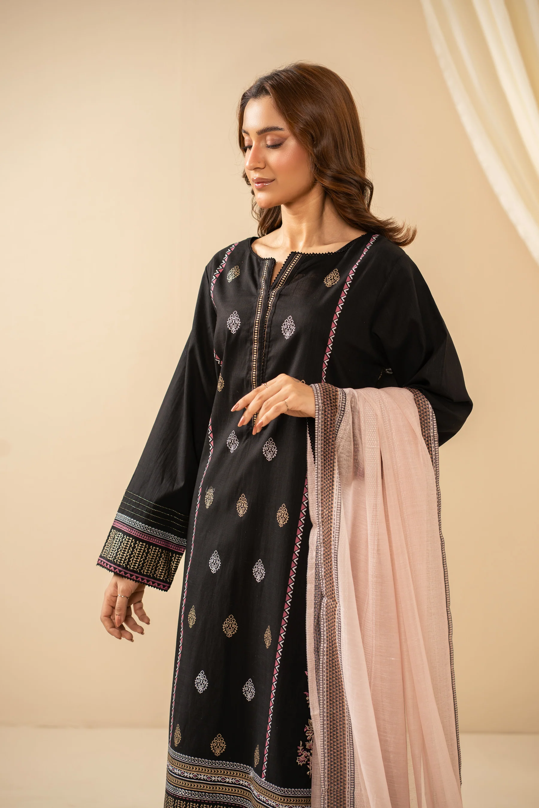 PRINTED BOTH SIDE SLUB STITCHED 3 PIECE SUIT (FACTORY E-OUTLET) - Image 5