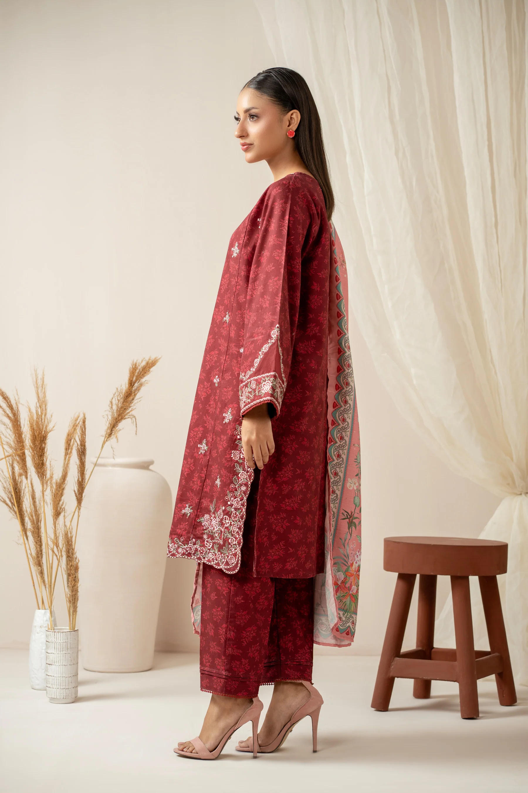 STITCHED EMBROIDERED SUIT - Image 6