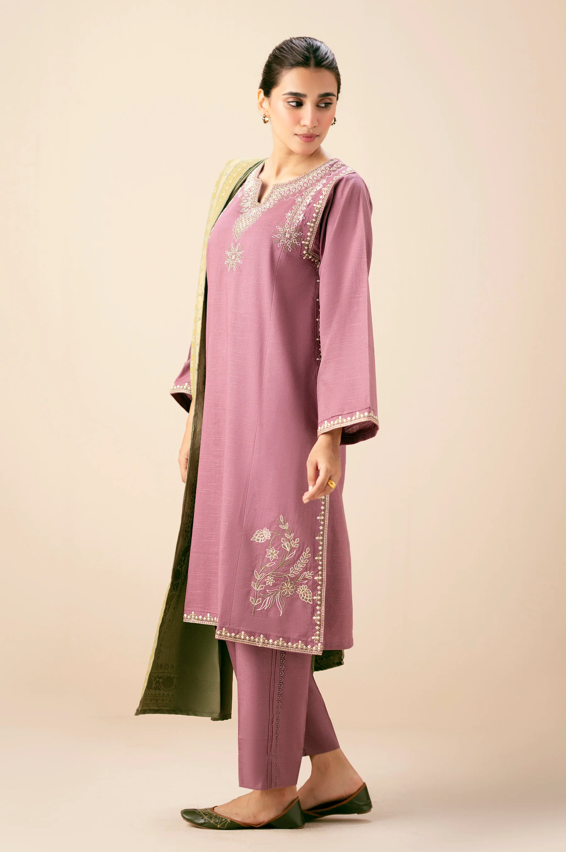 STITCHED EMBROIDERED SUIT - Image 5