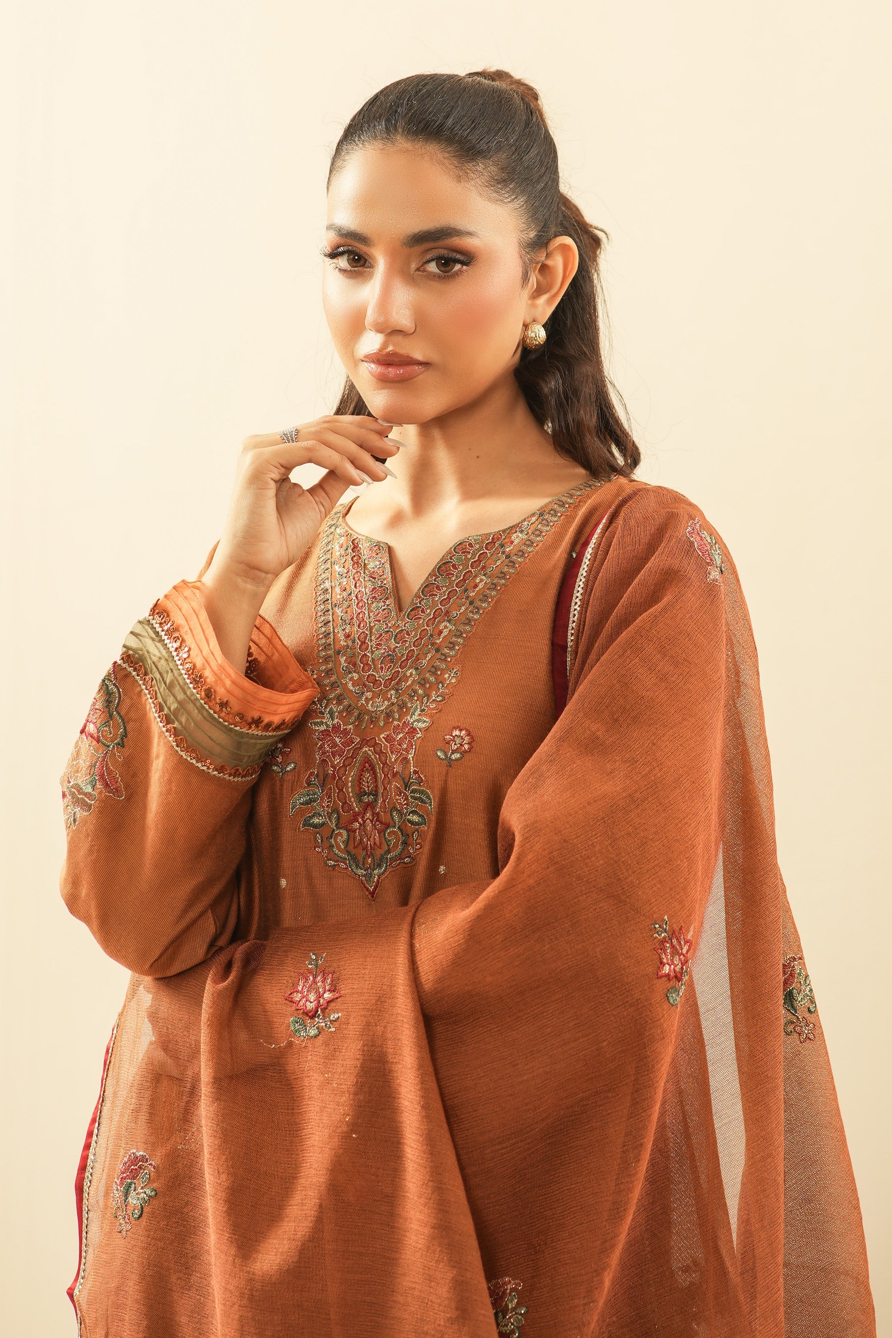 STITCHED EMBROIDERED COTTON NET SUIT (FACTORY E-OUTLET) - Image 3