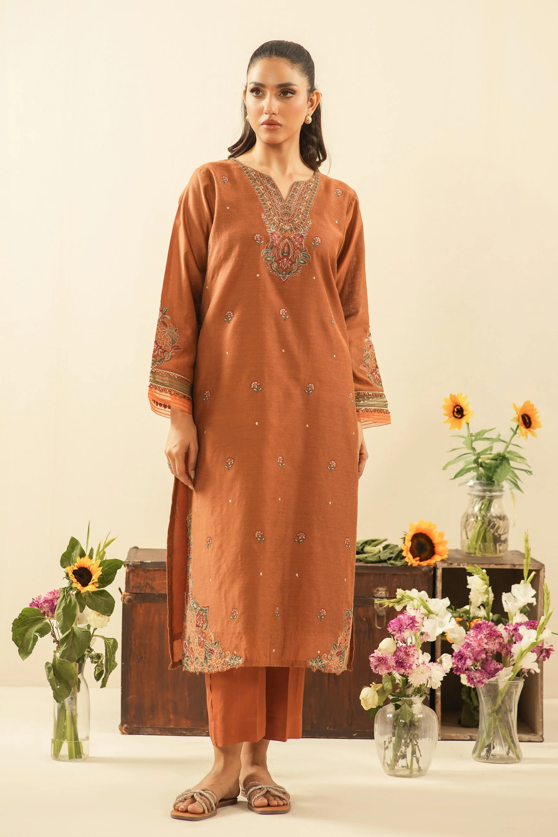 STITCHED EMBROIDERED COTTON NET SUIT (FACTORY E-OUTLET) - Image 8