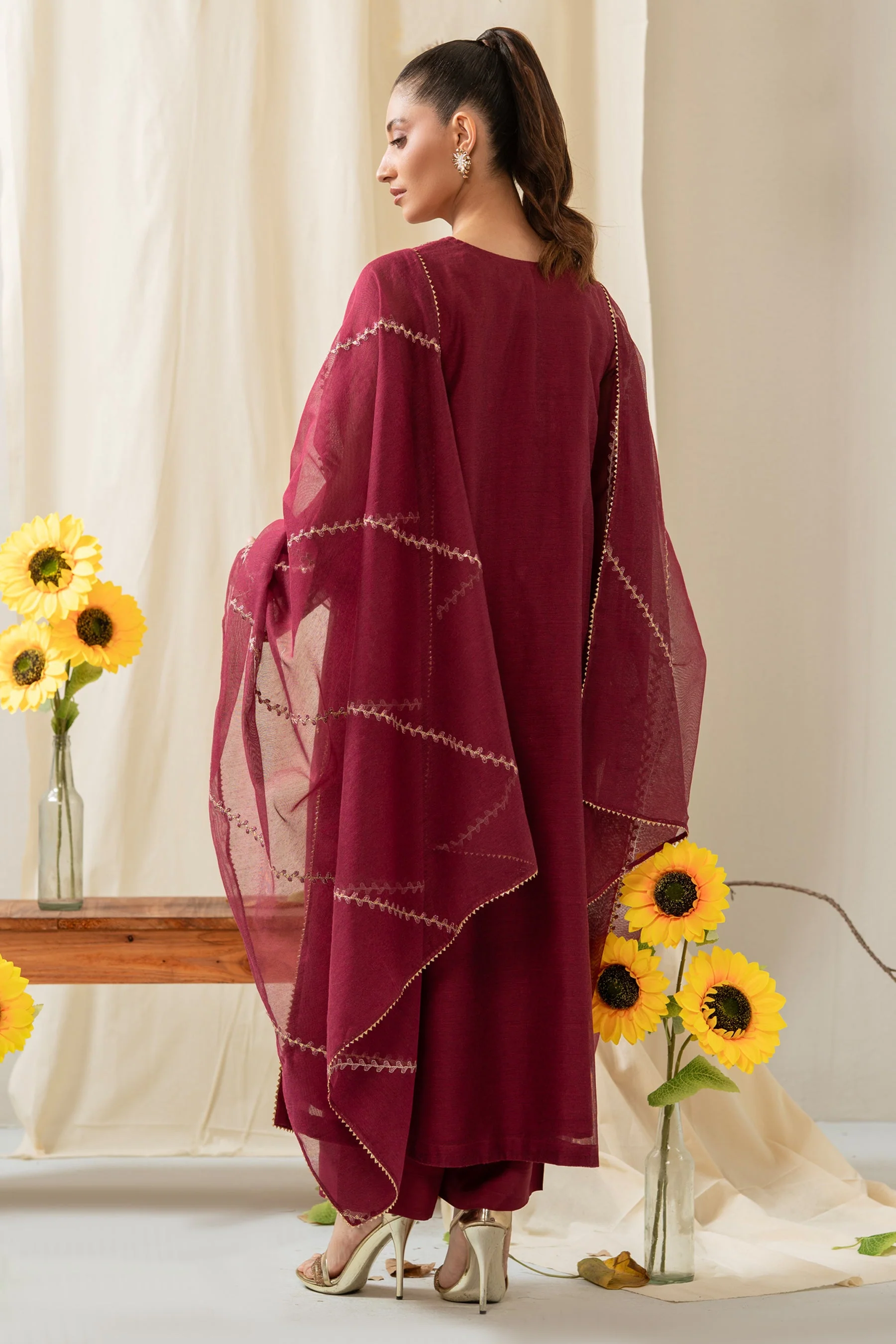 STITCHED EMBROIDERED KHADDI NET SUIT (FACTORY E-OUTLET) - Image 4