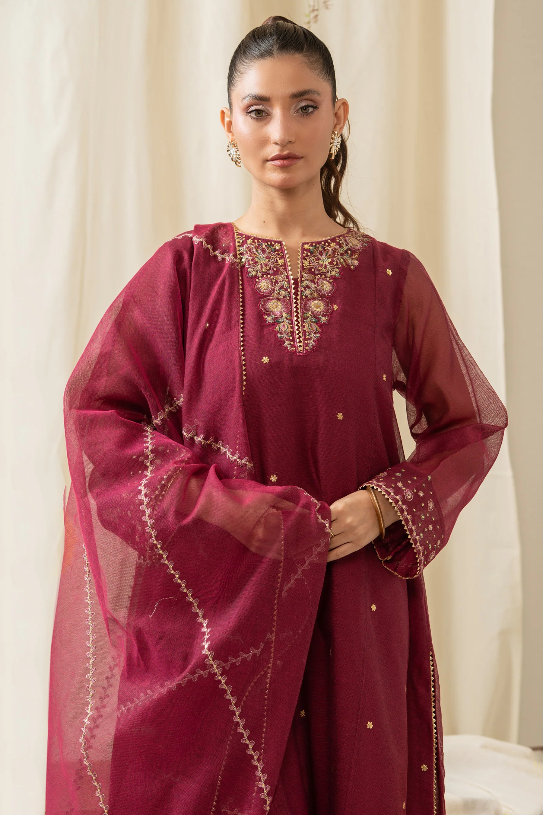 STITCHED EMBROIDERED KHADDI NET SUIT - Image 3