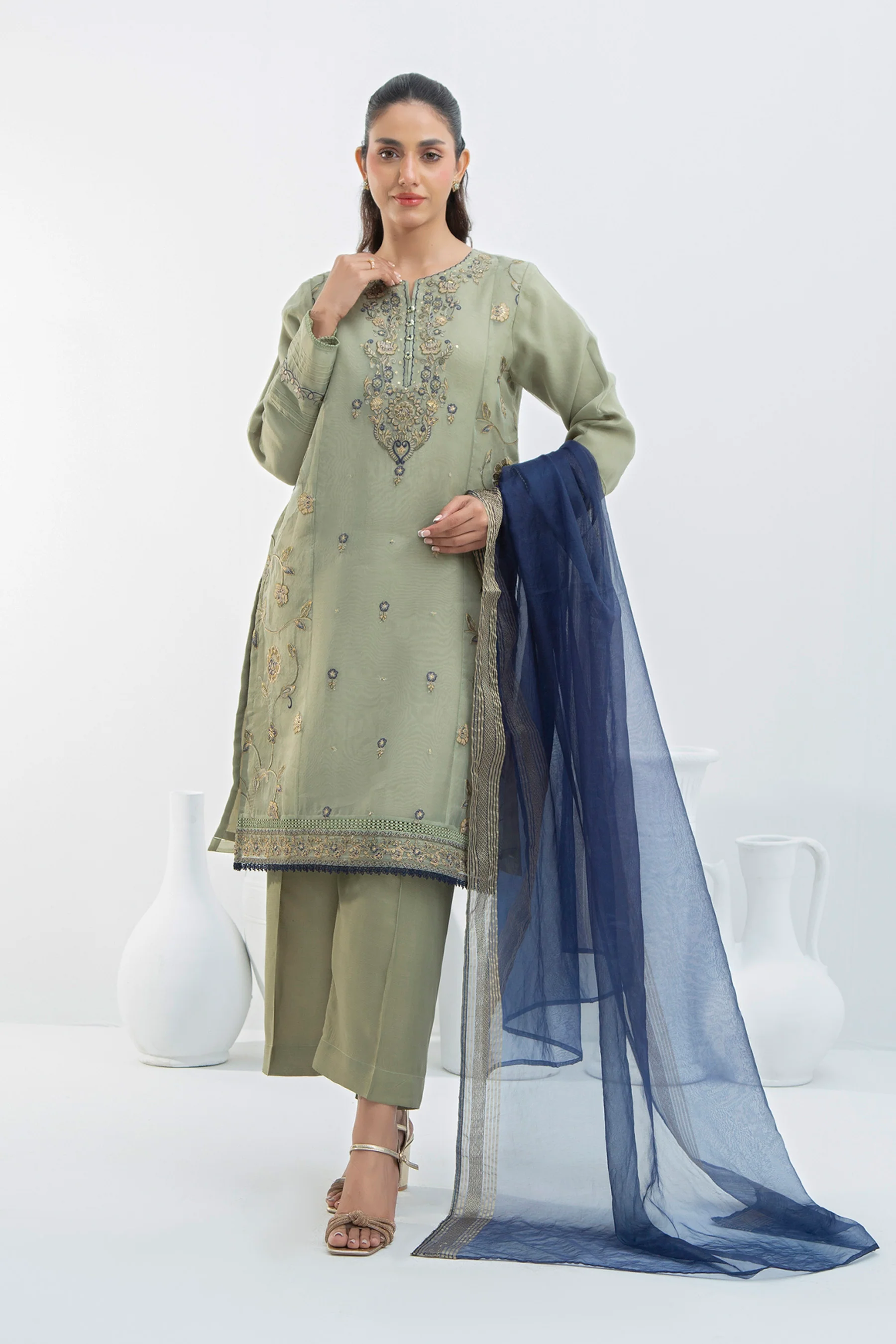 STITCHED EMBROIDERED ORGANZA  SUIT - Image 5